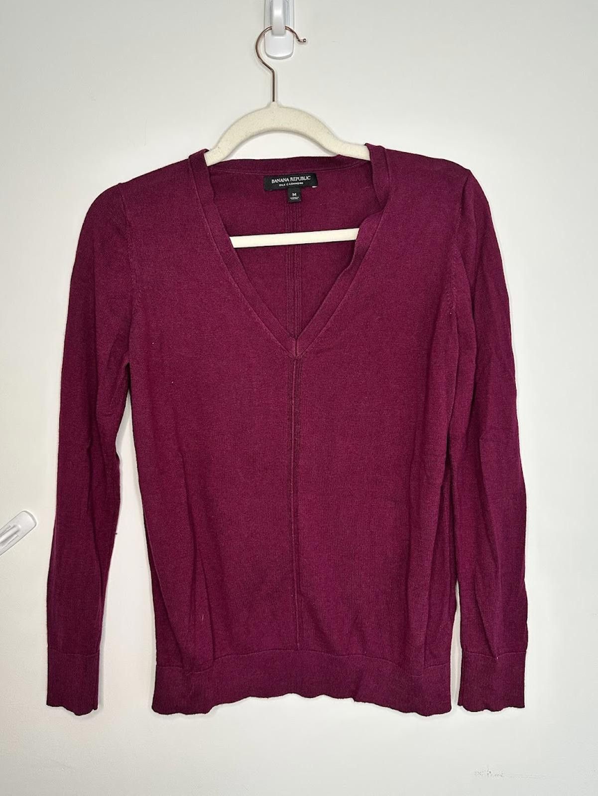Banana Republic Banana Republic Silk Cashmere Sweater - Sz. M Size M / US 6-8 / IT 42-44 - 1 Thumbnail