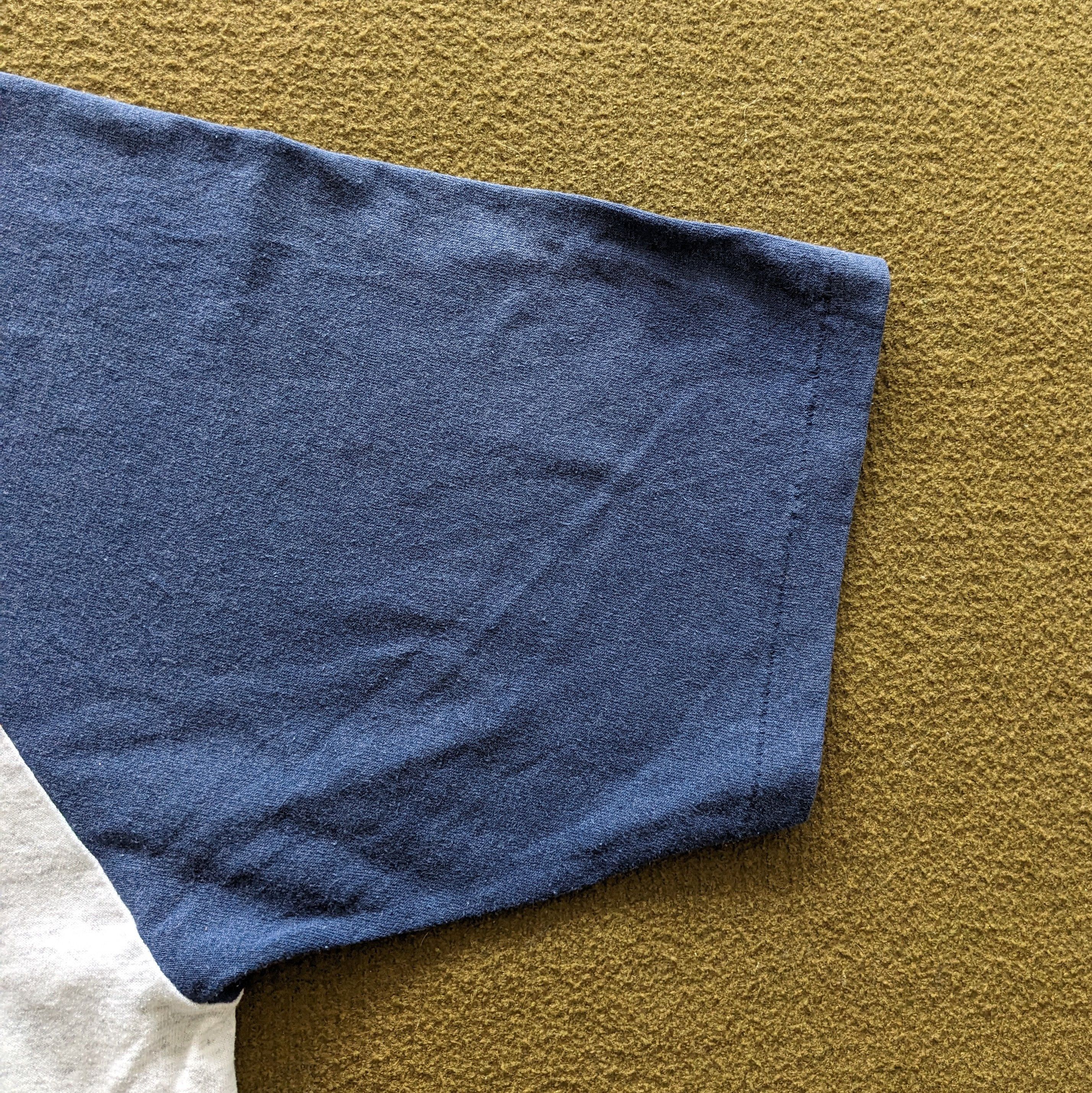 Vintage Vintage 90's GEORGETOWN American Football Team T-shirt Size US XL / EU 56 / 4 - 4 Thumbnail