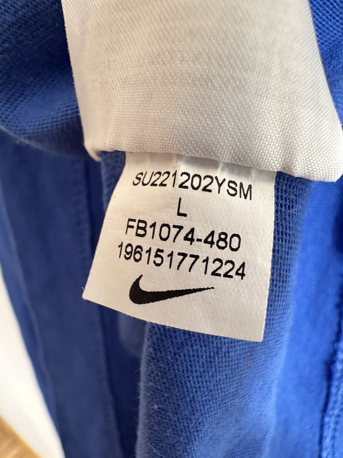 Nike Nike swoosh big logo Tee Size US M / EU 48-50 / 2 - 5 Thumbnail