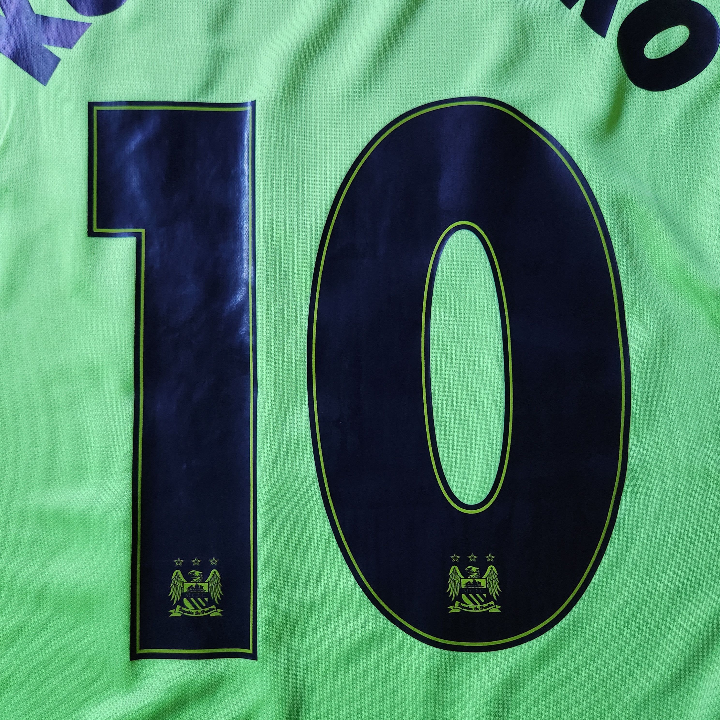 Nike Authentic Manchester City AGUERO 2015-2016 15/16 3rd Third Size US M / EU 48-50 / 2 - 4 Thumbnail