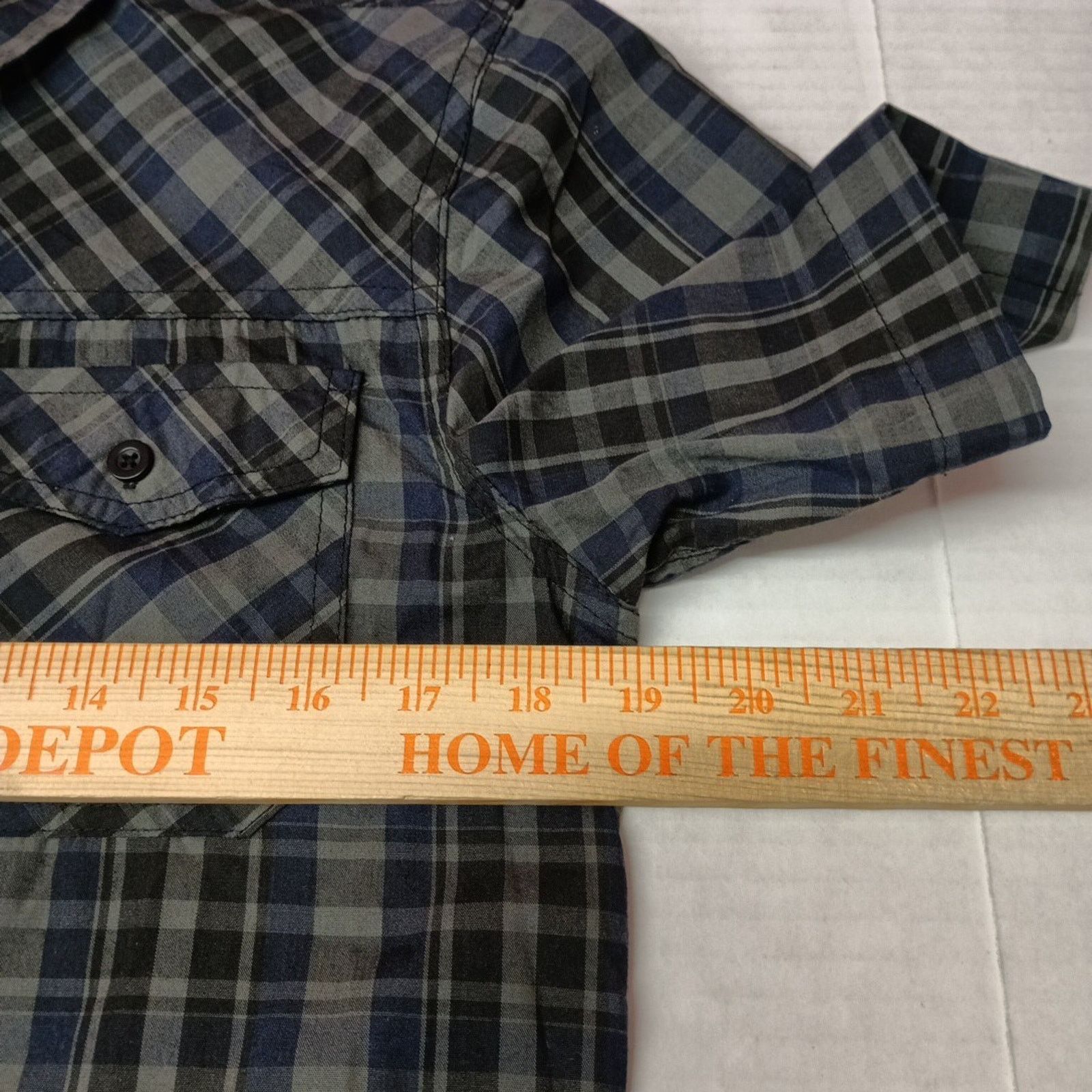 Burnside Burnside Mens S Shirt Button Up Blue Black Gray Plaid Casual Size US S / EU 44-46 / 1 - 4 Thumbnail