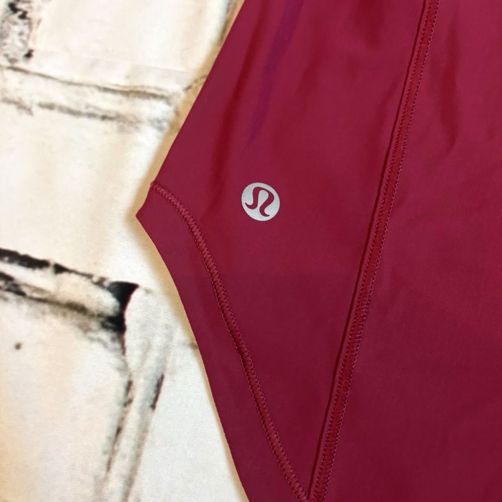 Lululemon Womens Lululemon Open Back Tank Sleeveless Shirt Merlot Red sz Small (4-6) Size S / US 4 / IT 40 - 6 Thumbnail