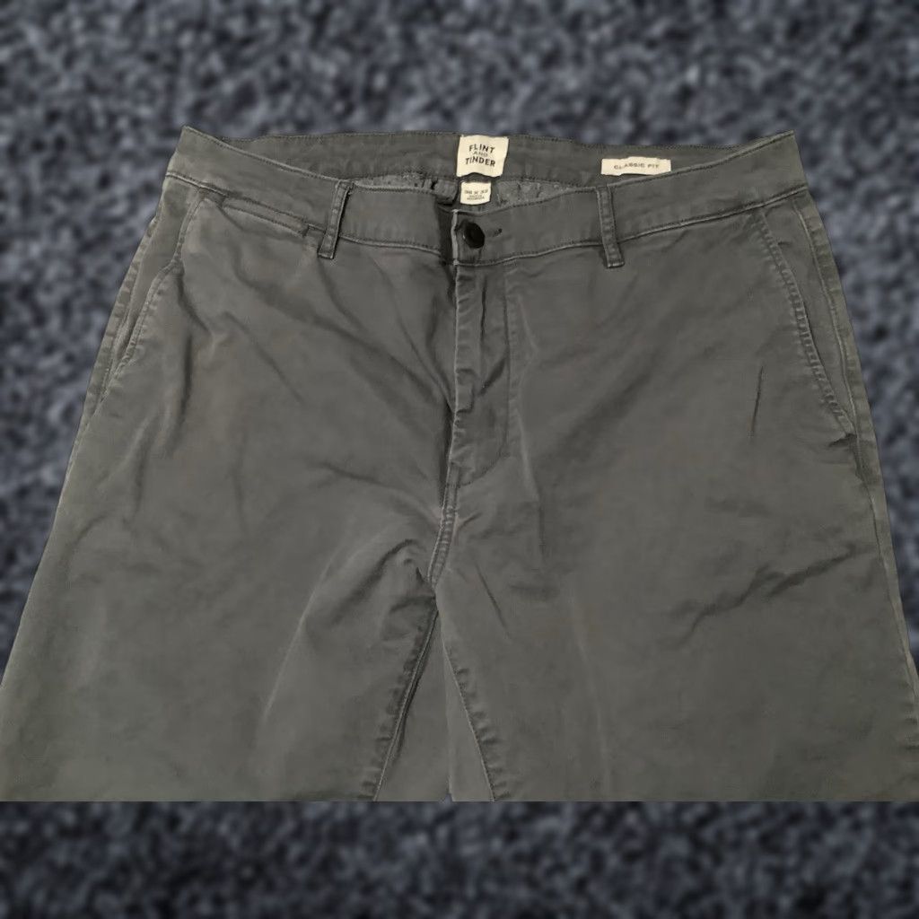 Flint And Tinder Flint and Tinder Pants Mens 36x31 Gray Straight Fit Chino Mid Rise Stretch Size US 36 / EU 52 - 1 Thumbnail