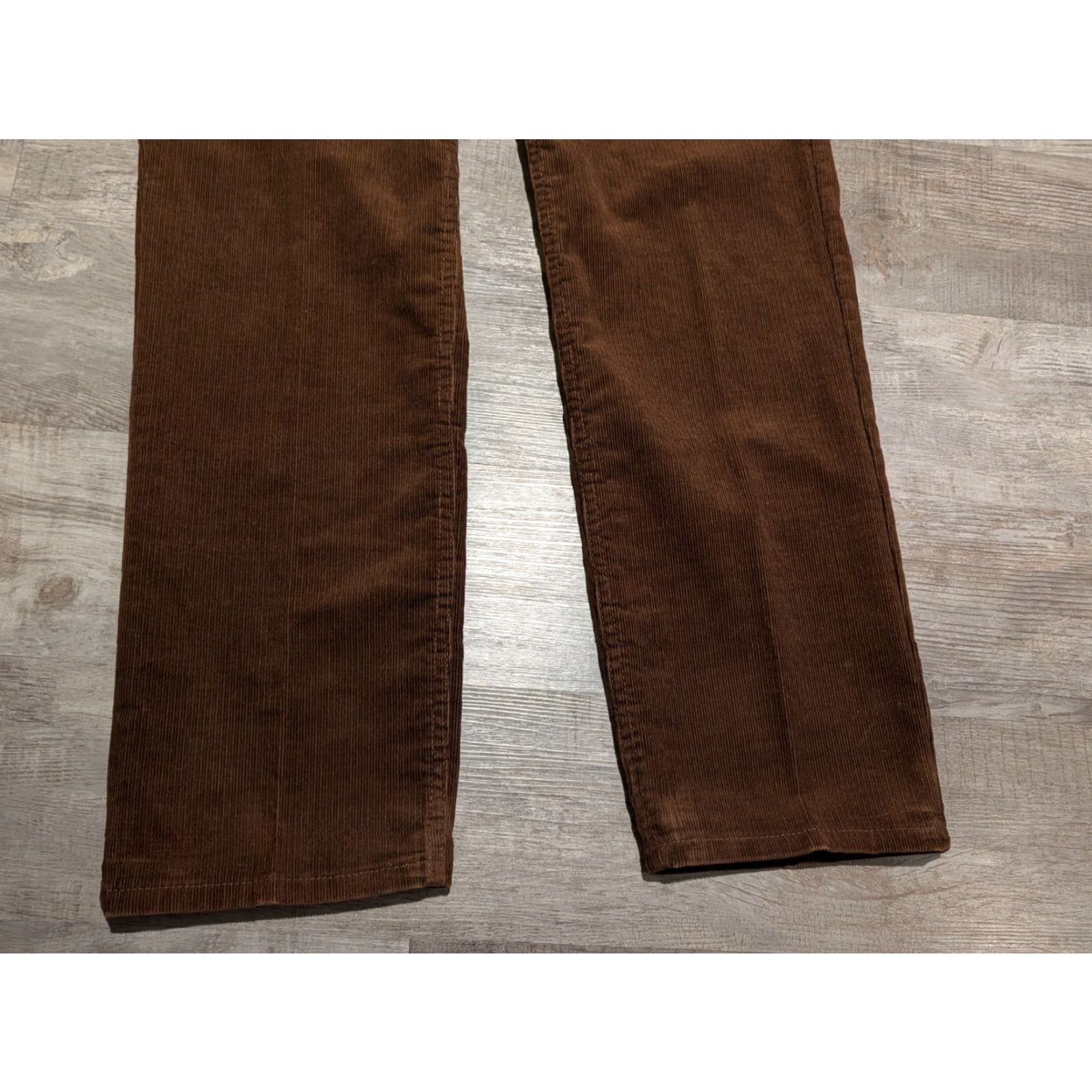 Levi's VTG Levi's 519 Corduroy Pants Mens 36x32 Brown USA Western White Tab EUC Size US 36 / EU 52 - 2 Thumbnail