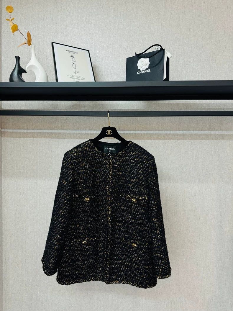 Chanel Chanel 19A Black Gold Shimmer Jacket- DMC Size US M / EU 48-50 / 2 - 1 Thumbnail