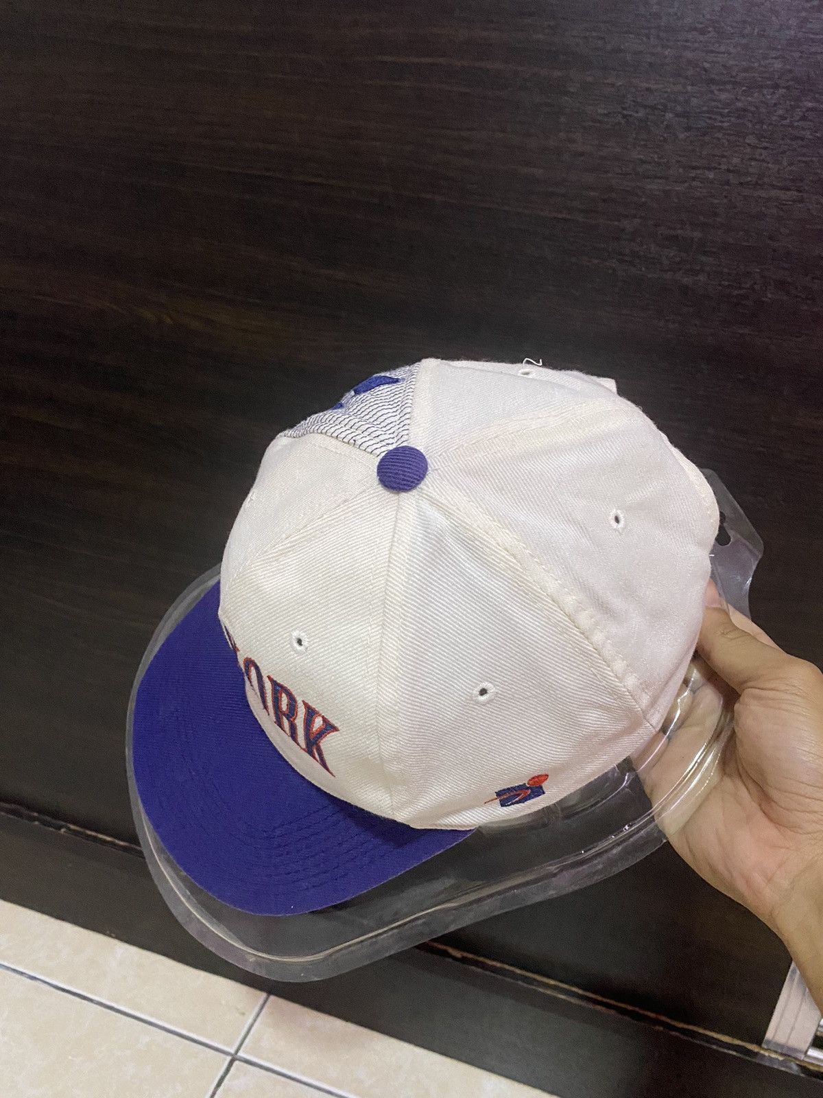 MLB × New York Yankees Vintage New York Yankees Iconic Logo Nice Design Hat Size ONE SIZE - 4 Thumbnail