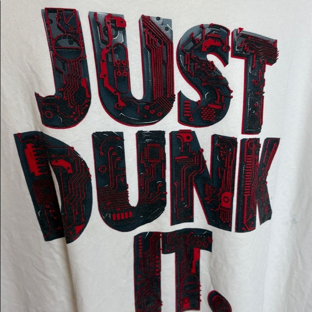 Nike Nike Just Dunk It White Red Graphic Tee Men's ShirtWize 3XL Size US XXL / EU 58 / 5 - 2 Thumbnail