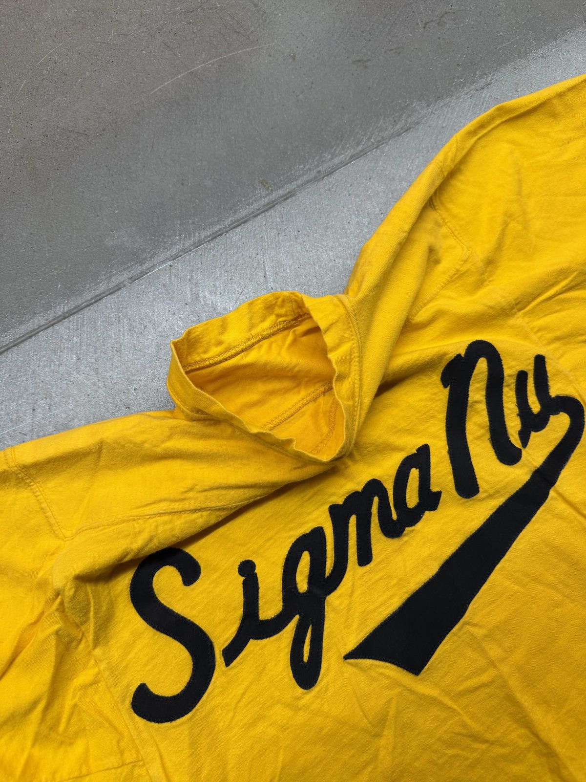 Russell Athletic Vintage 70s Russell Athletic Sigma Nu Fraternity T-shirt Size US M / EU 48-50 / 2 - 4 Thumbnail