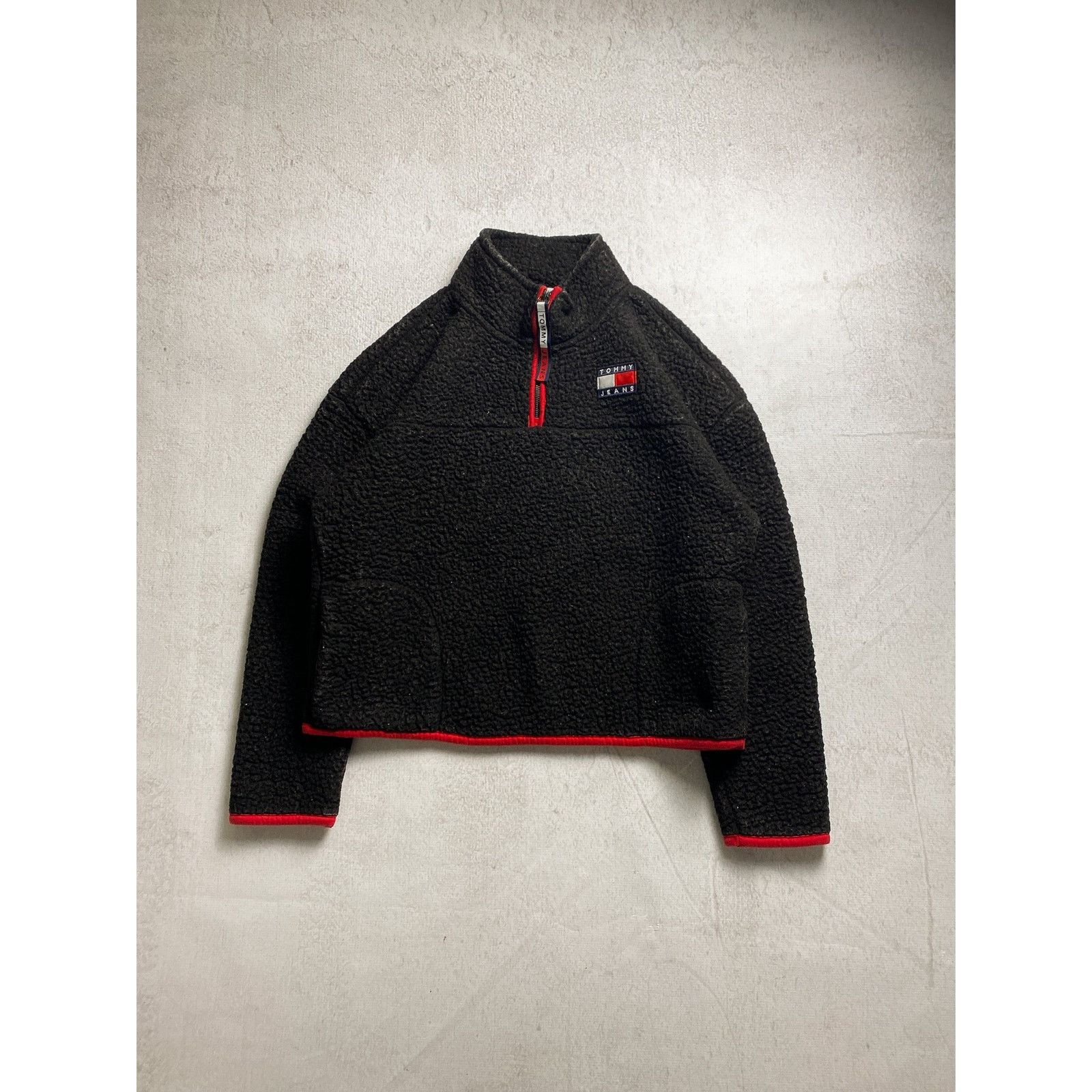 Tommy Hilfiger Vintage 90s Tommy Hilfiger Sweatshirt - Women's Medium Size M / US 6-8 / IT 42-44 - 1 Thumbnail