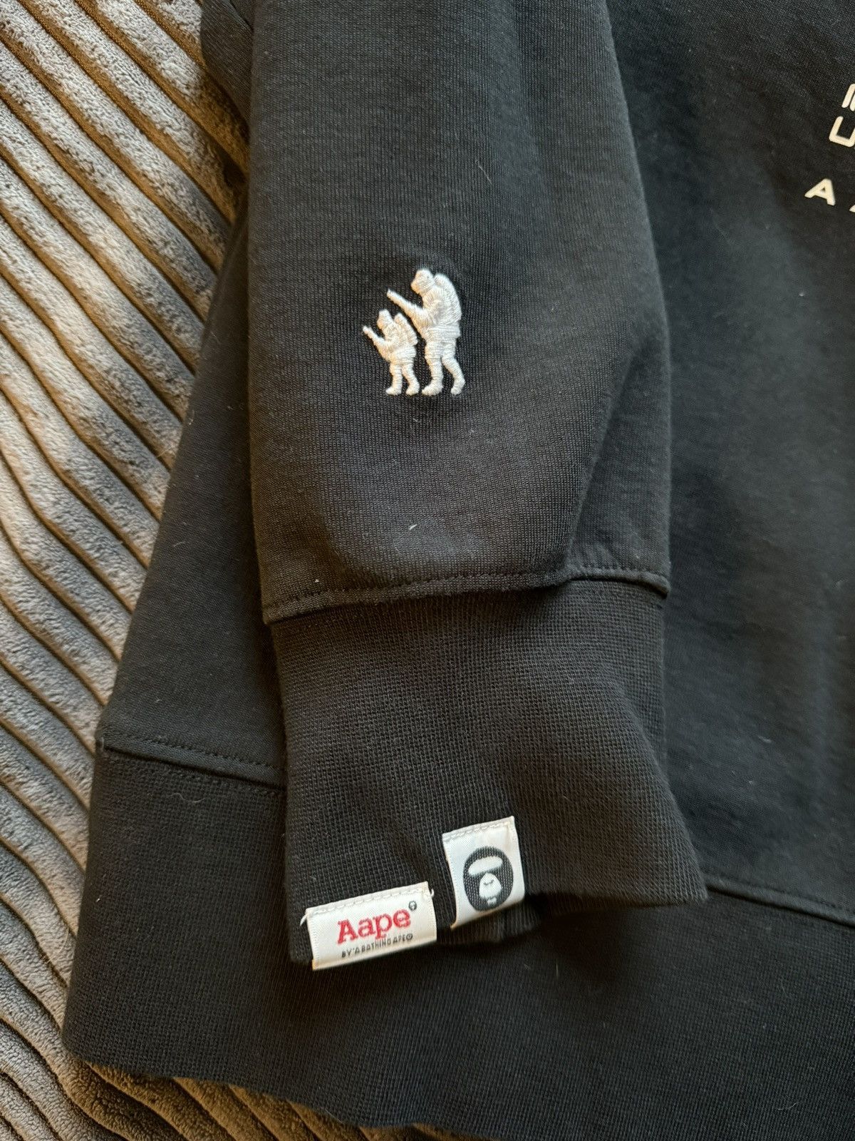 Aape AAPE Men’s crewneck size Large Size US L / EU 52-54 / 3 - 4 Thumbnail