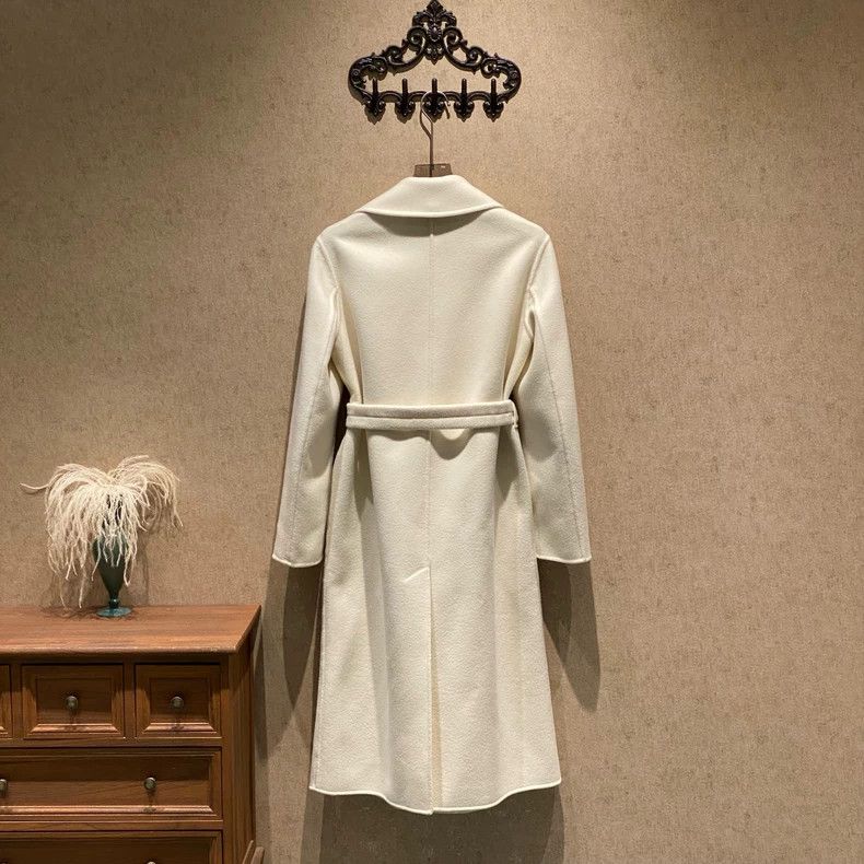 Louis Vuitton Louis Vuitton 25ss new ivory cashmere bathrobe coat Size XS / US 0-2 / IT 36-38 - 2 Thumbnail