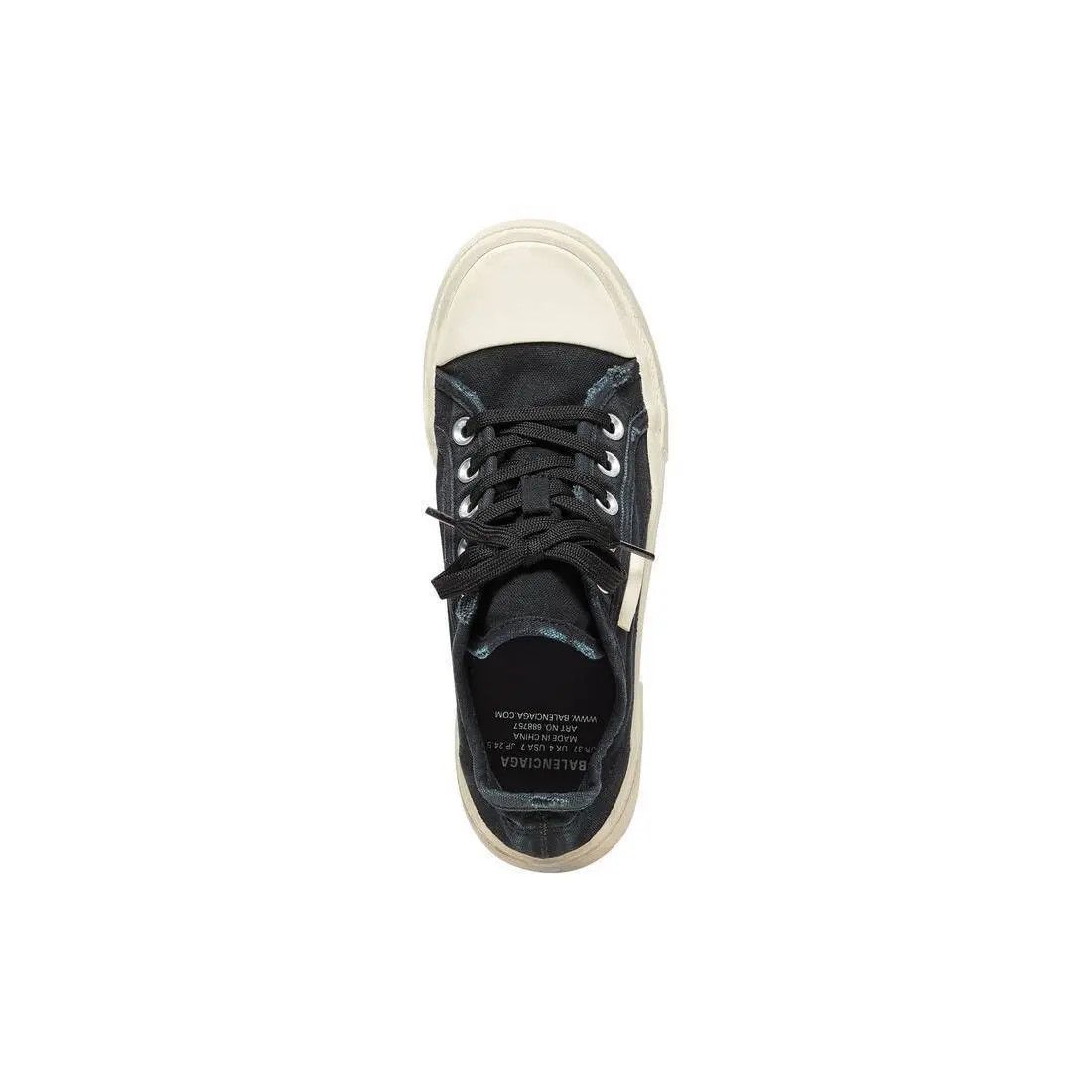 Balenciaga o1srvl11e0325 Paris Low Top Sneakers in Black/White Size US 4 / IT 34 - 5 Thumbnail