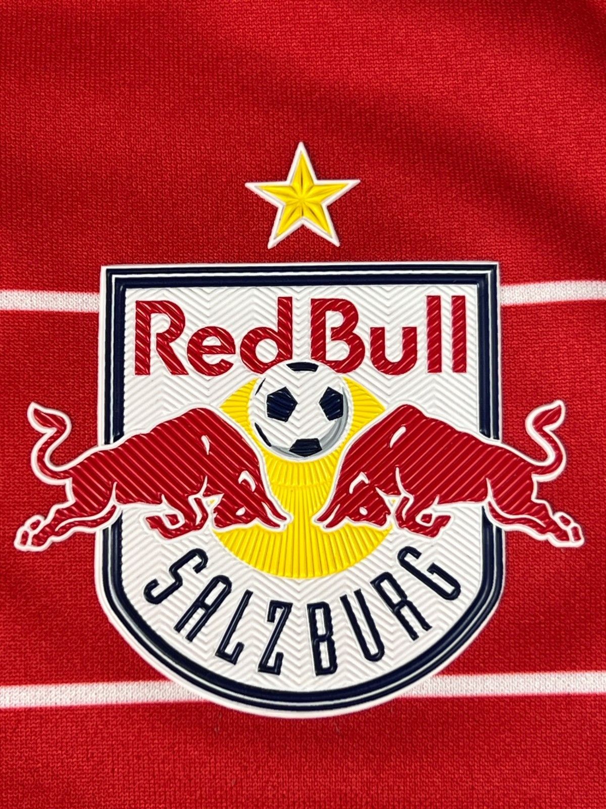 Nike 2021/2022 Nike Salzburg Home Soccer Jersey Boys 7-8 years Size US XXS / EU 40 - 4 Thumbnail