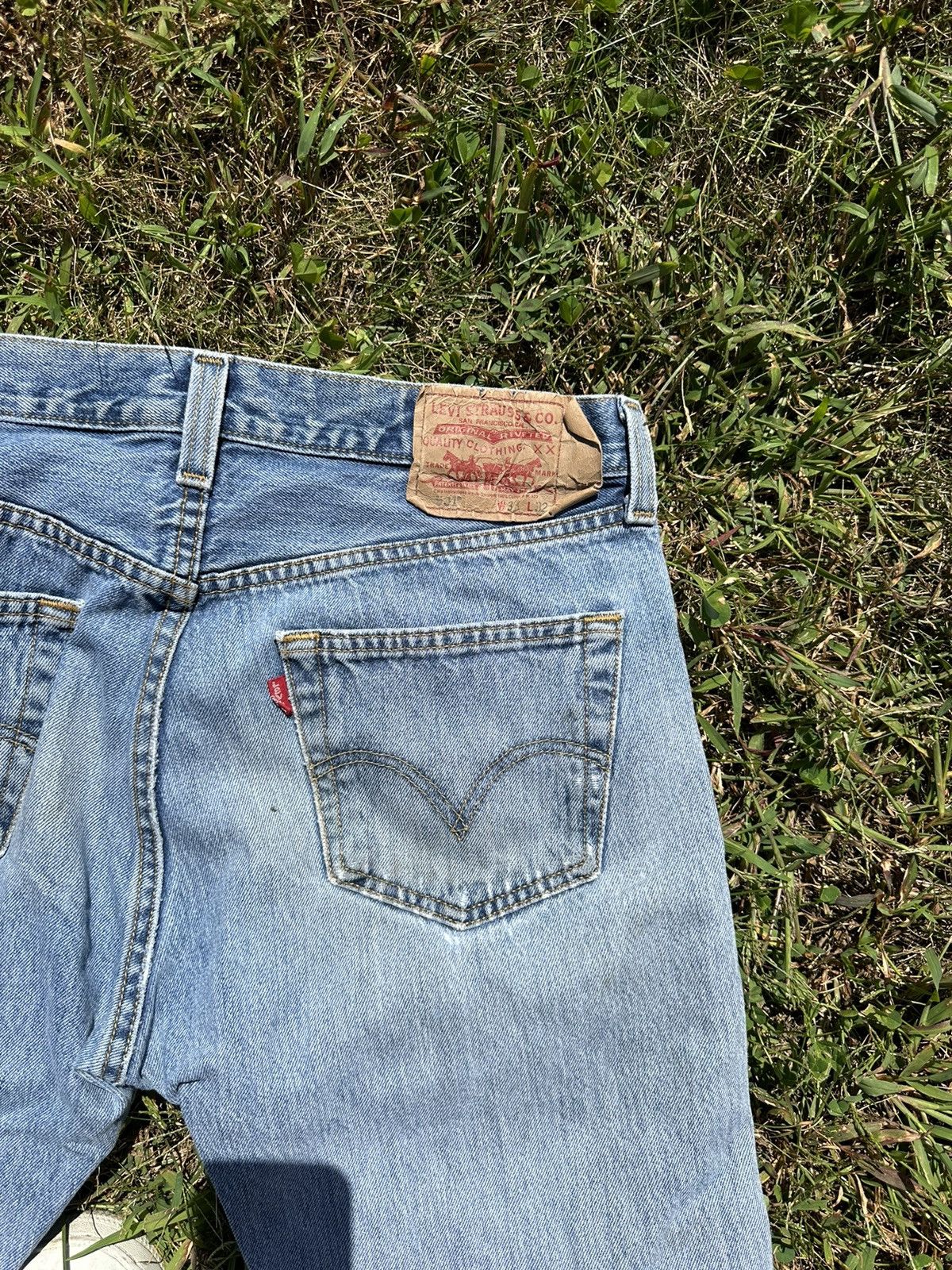 Levi's × Levi's Vintage Clothing × Vintage Vintage Levi’s 501 33x32 Size US 33 - 3 Thumbnail