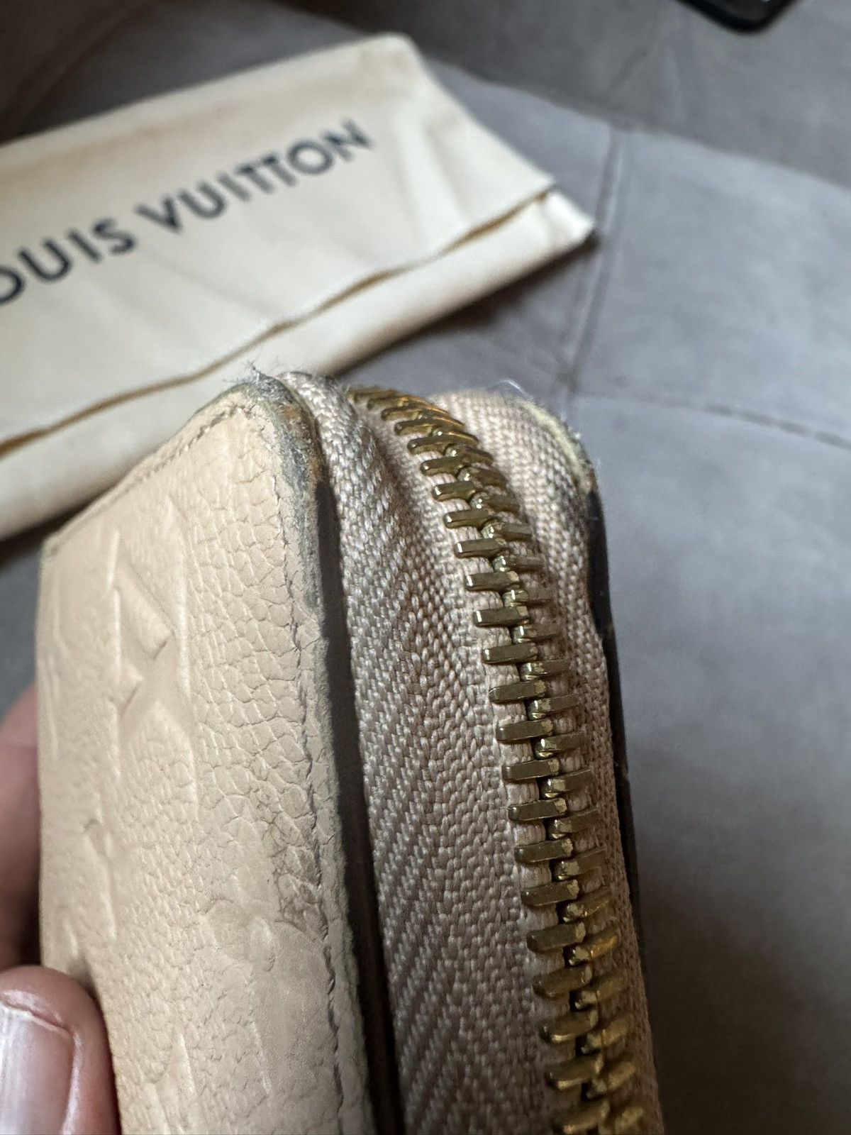 Louis Vuitton LOUIS VUITTON zip wallet purse pouch study all photos & desc Size ONE SIZE - 7 Thumbnail