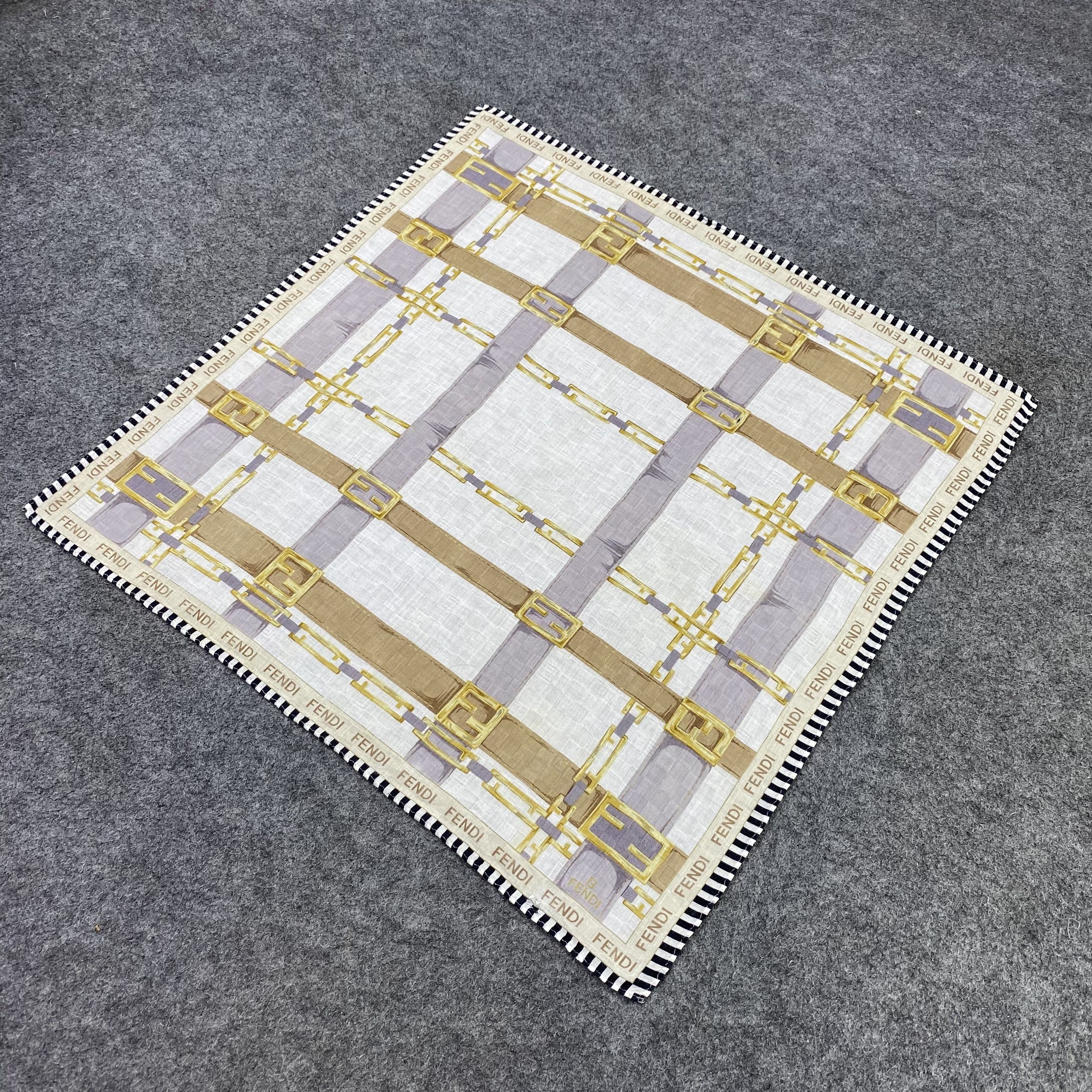 Fendi Fendi Handkerchief / Bandana / Neckerchief-B2267 Size ONE SIZE - 4 Thumbnail