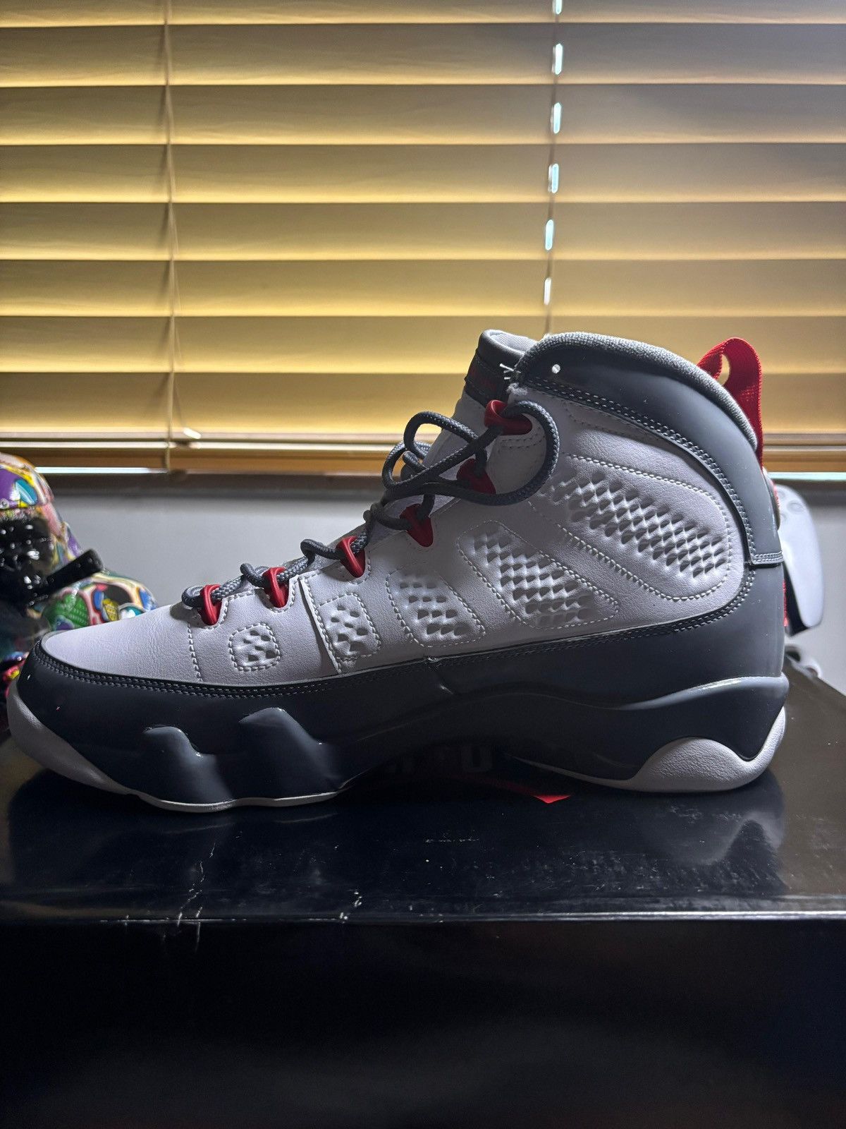 Jordan Brand Nike Air Jordan 9 Retro Size US 11 / EU 44 - 6 Thumbnail
