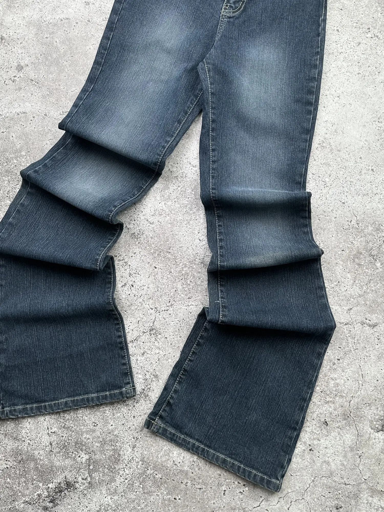 Vintage Vintage Basic Flare Jeans C406(V367) Size 24" / US 00 / IT 34 - 4 Thumbnail