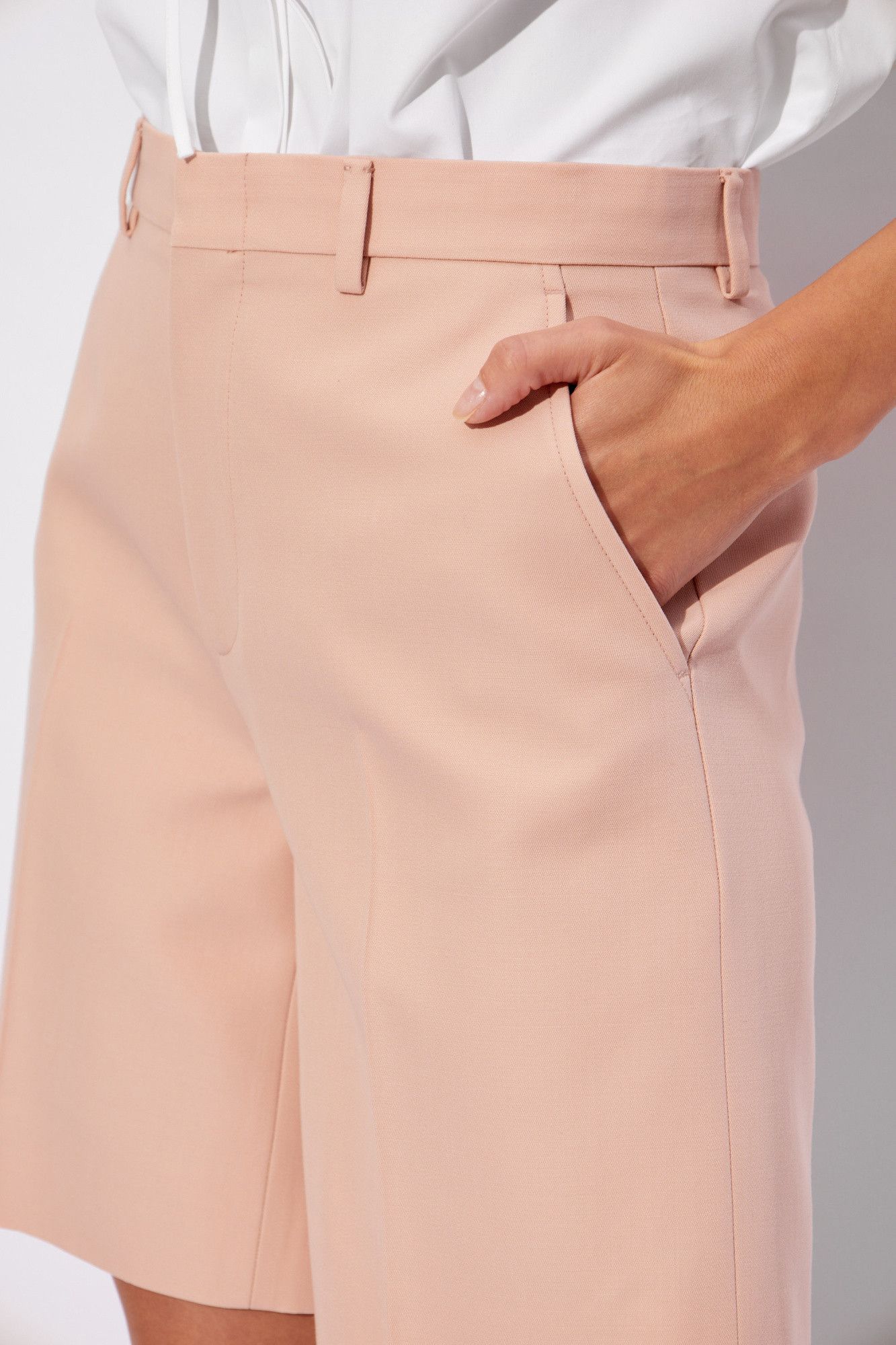 Gucci o1la5ras0526 Wool Mohair Bermuda Shorts in Pink Size 32" / US 10 / IT 46 - 2 Thumbnail