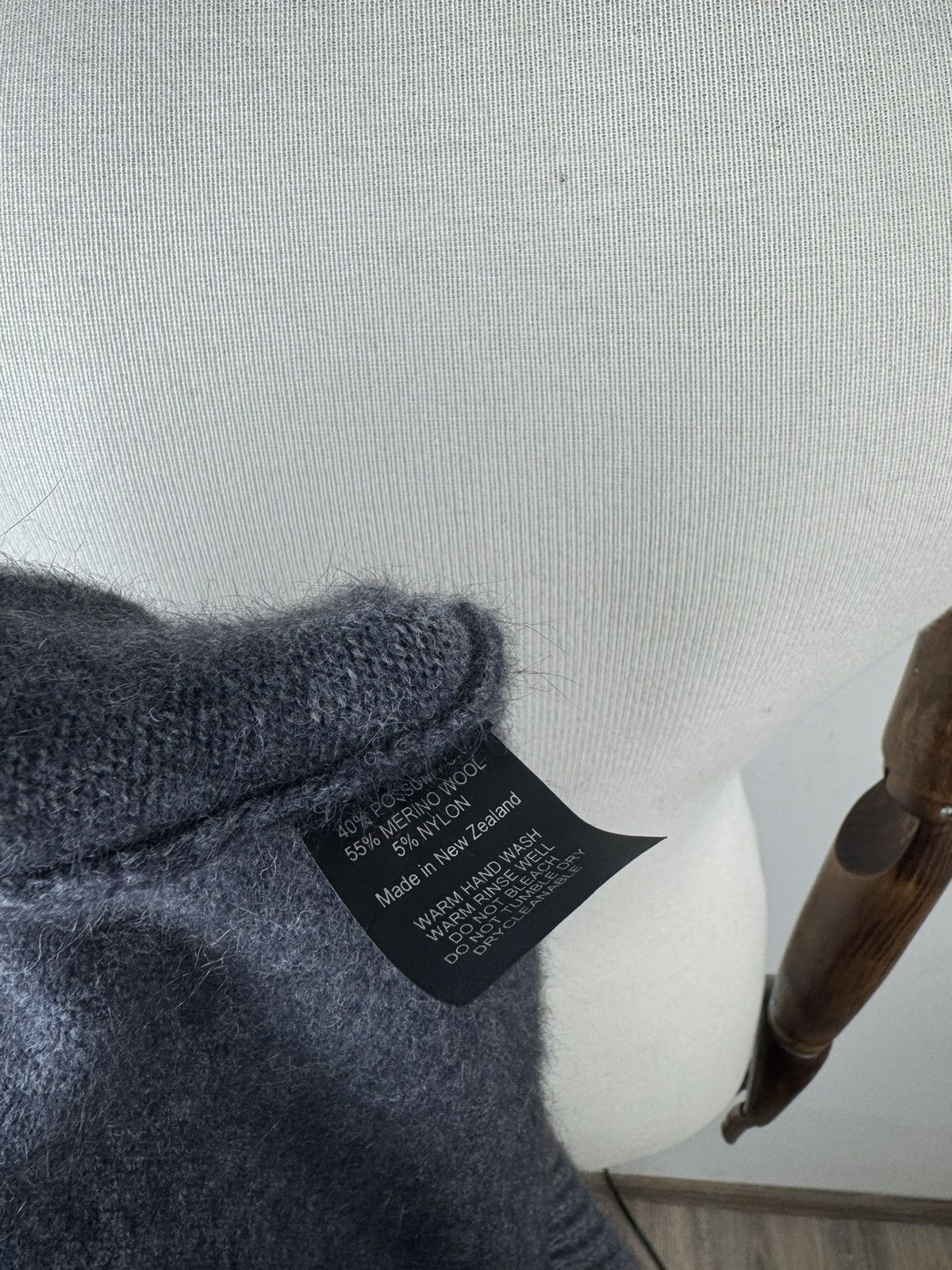 Native Men’s Native World Possum Wool V-Neck Sweater size M Size US M / EU 48-50 / 2 - 6 Thumbnail