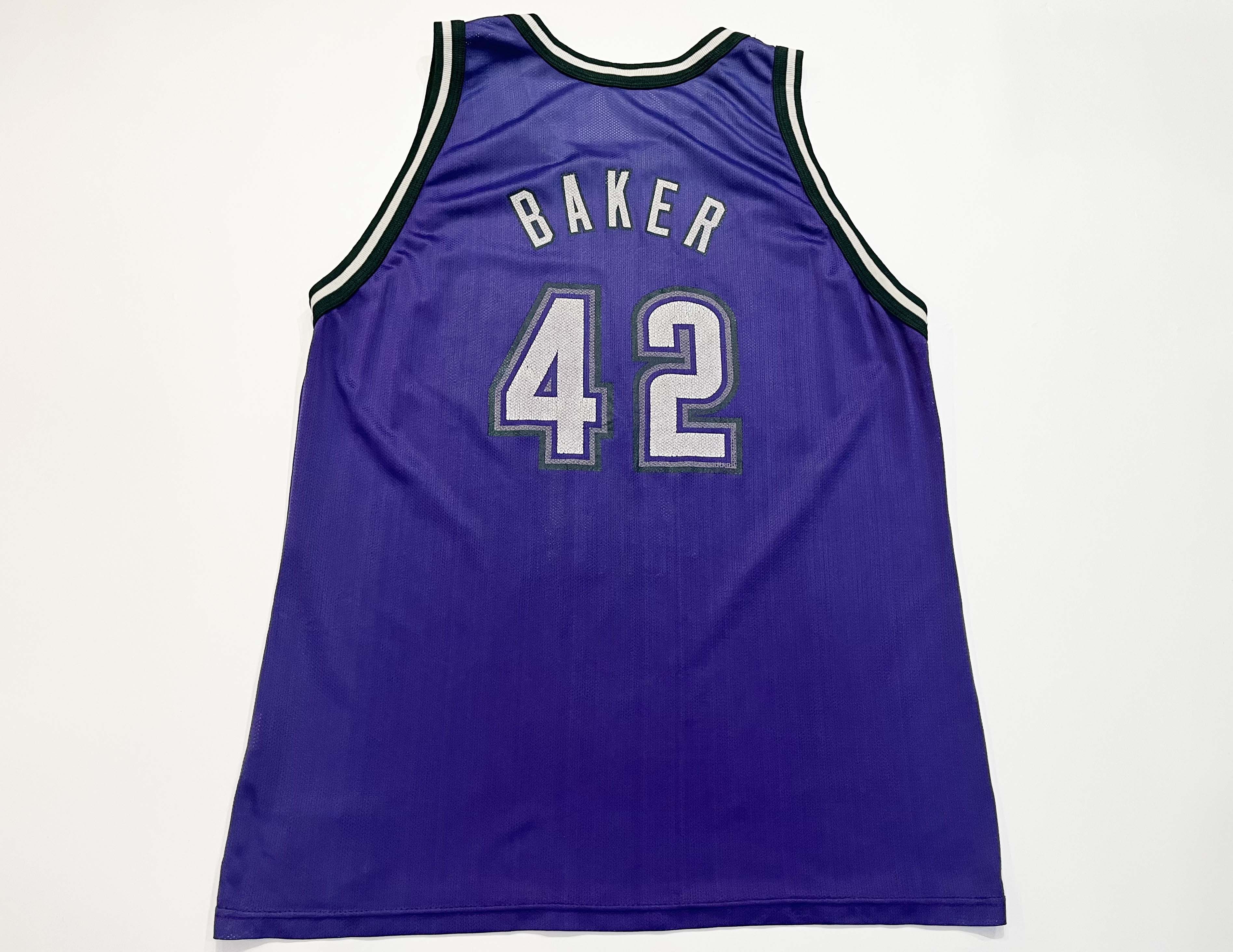 Champion Vintage Champion NBA Milwaukee Bucks BAKER #42 Jersey Size US L / EU 52-54 / 3 - 5 Thumbnail