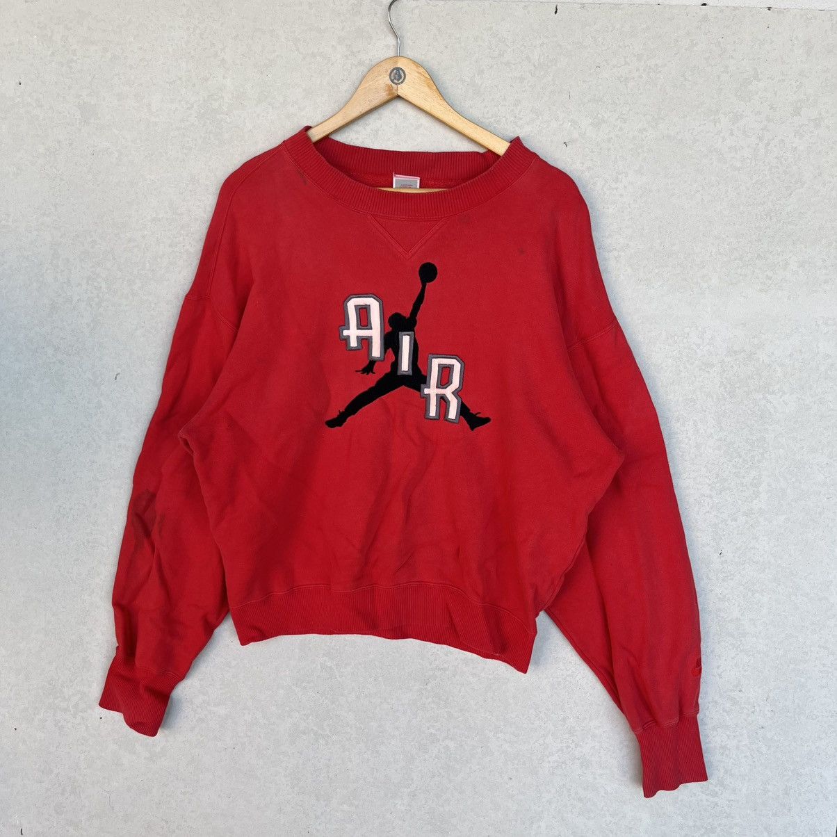 Other Vintage Jordan Nike Red Crewneck Sweatshirt Size M Size US M / EU 48-50 / 2 - 2 Thumbnail