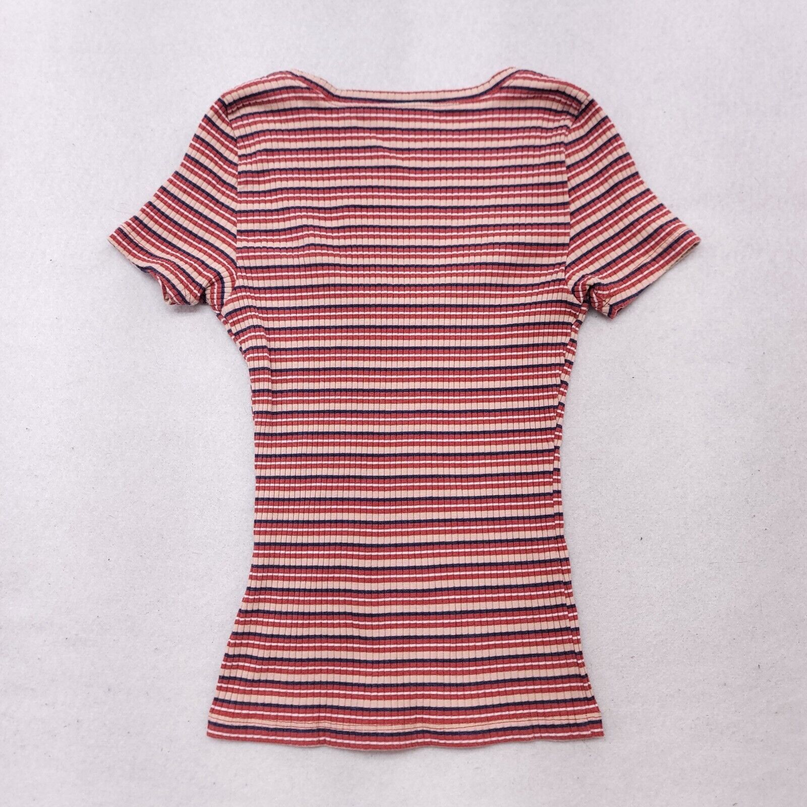 Hollister Hollister Short Sleeve Shirt Women Size XS Red White Striped Size XS / US 0-2 / IT 36-38 - 10 Thumbnail