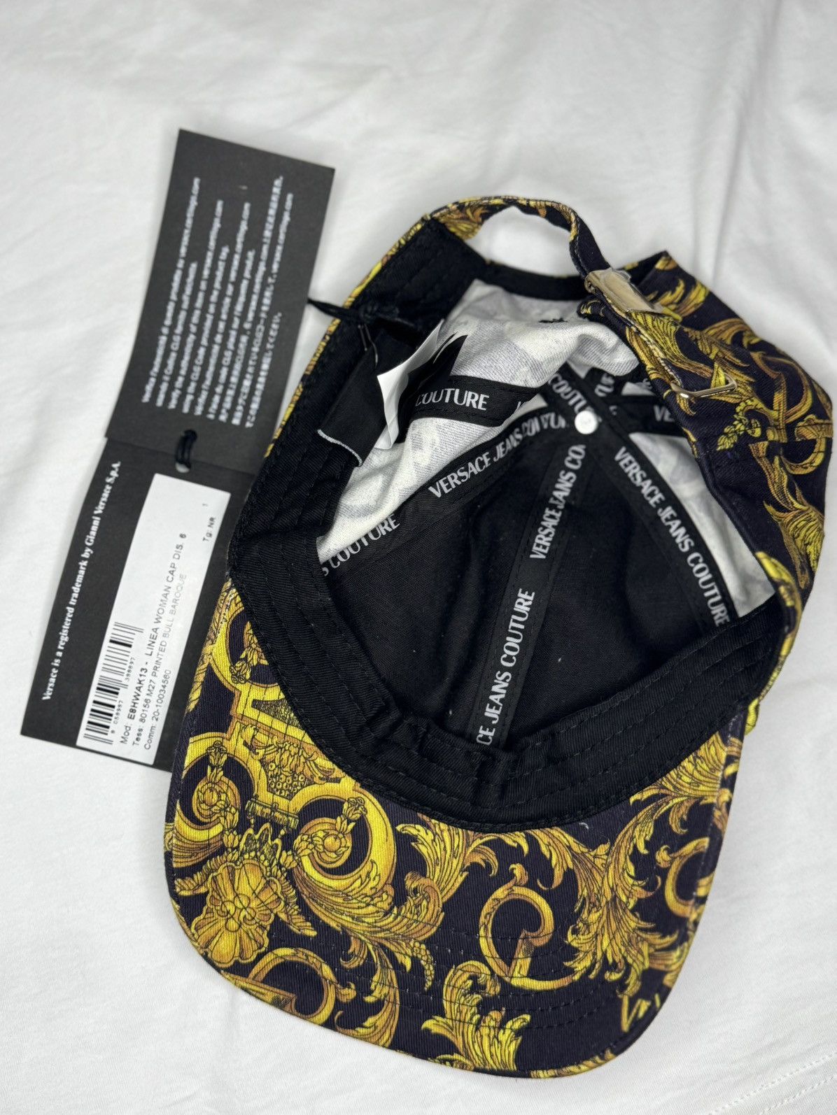 Versace × Versace Jeans Couture Versace Jeans Couture Baroque Print Cap Size ONE SIZE - 3 Thumbnail