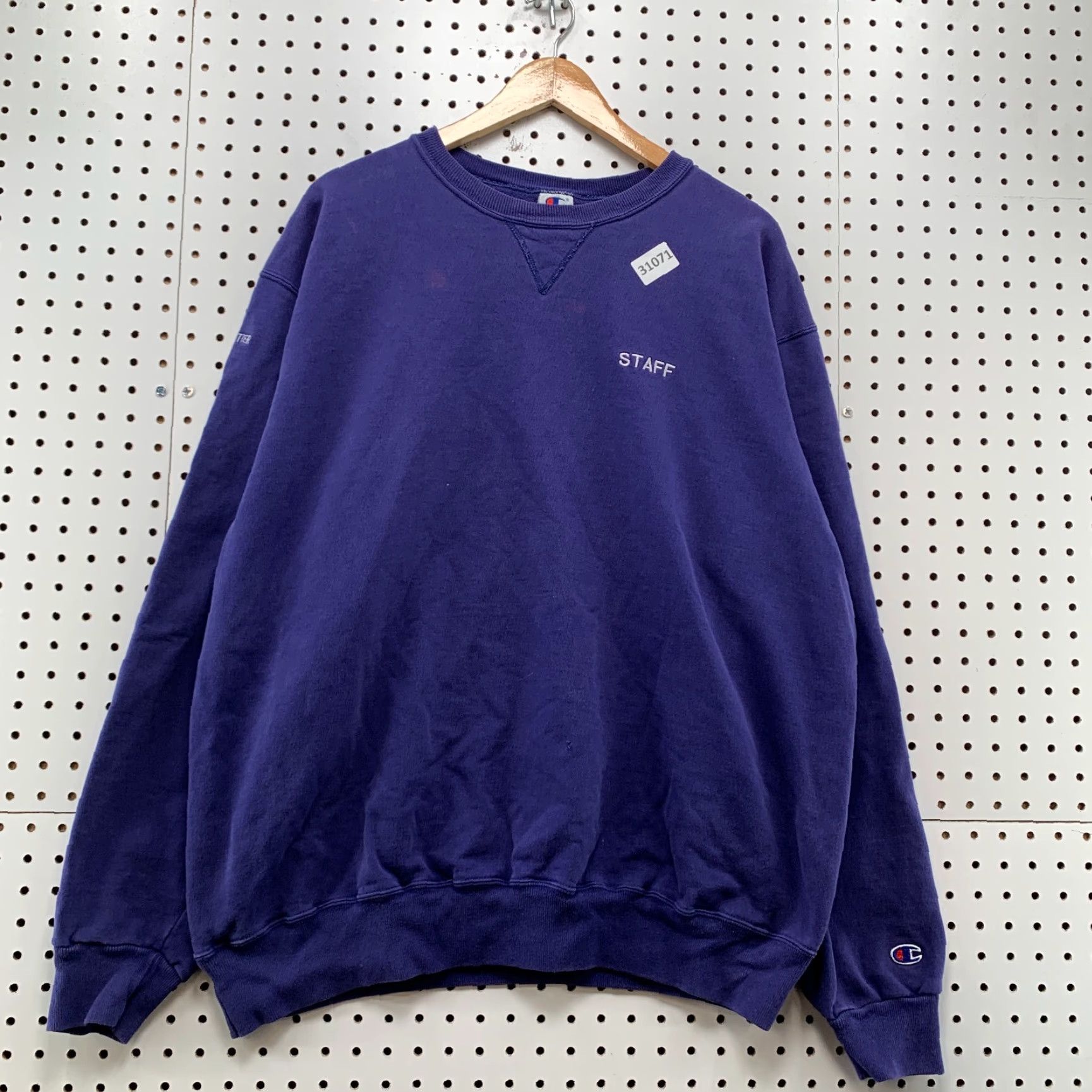 Champion Vintage 90s USA Olympics Staff Champion Sweatshirt Men 2XL Blue Cotton Heavyweight Pullover Crew Neck Size US XXL / EU 58 / 5 - 6 Thumbnail