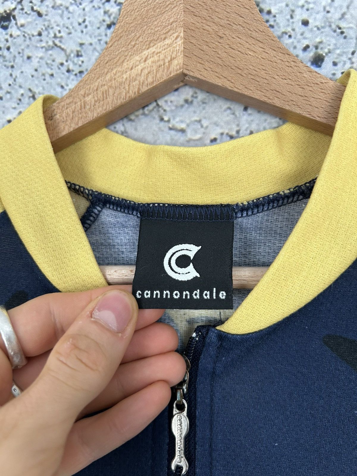 Vintage Vintage Cannondale Archive Cycling Jersey Sport Archive 90s Size US L / EU 52-54 / 3 - 8 Thumbnail