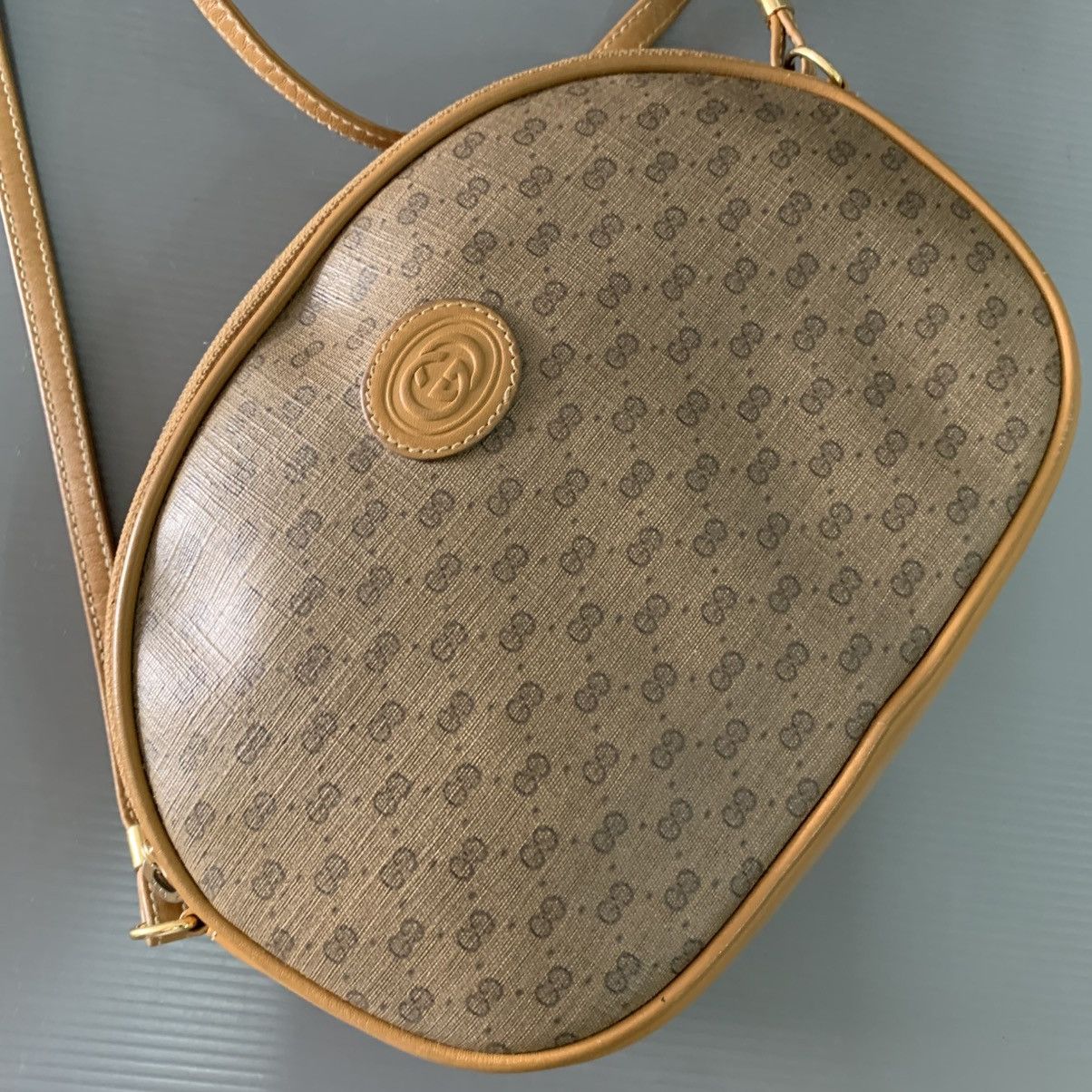 Gucci Gucci Monogram Vintage Sling Bag Size ONE SIZE - 4 Thumbnail