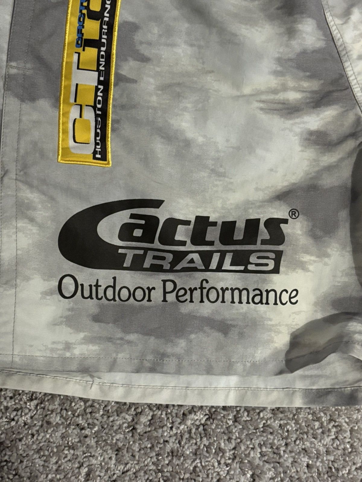 Travis Scott Cactus Jack Trails Shorts (S) Size US 29 - 2 Thumbnail