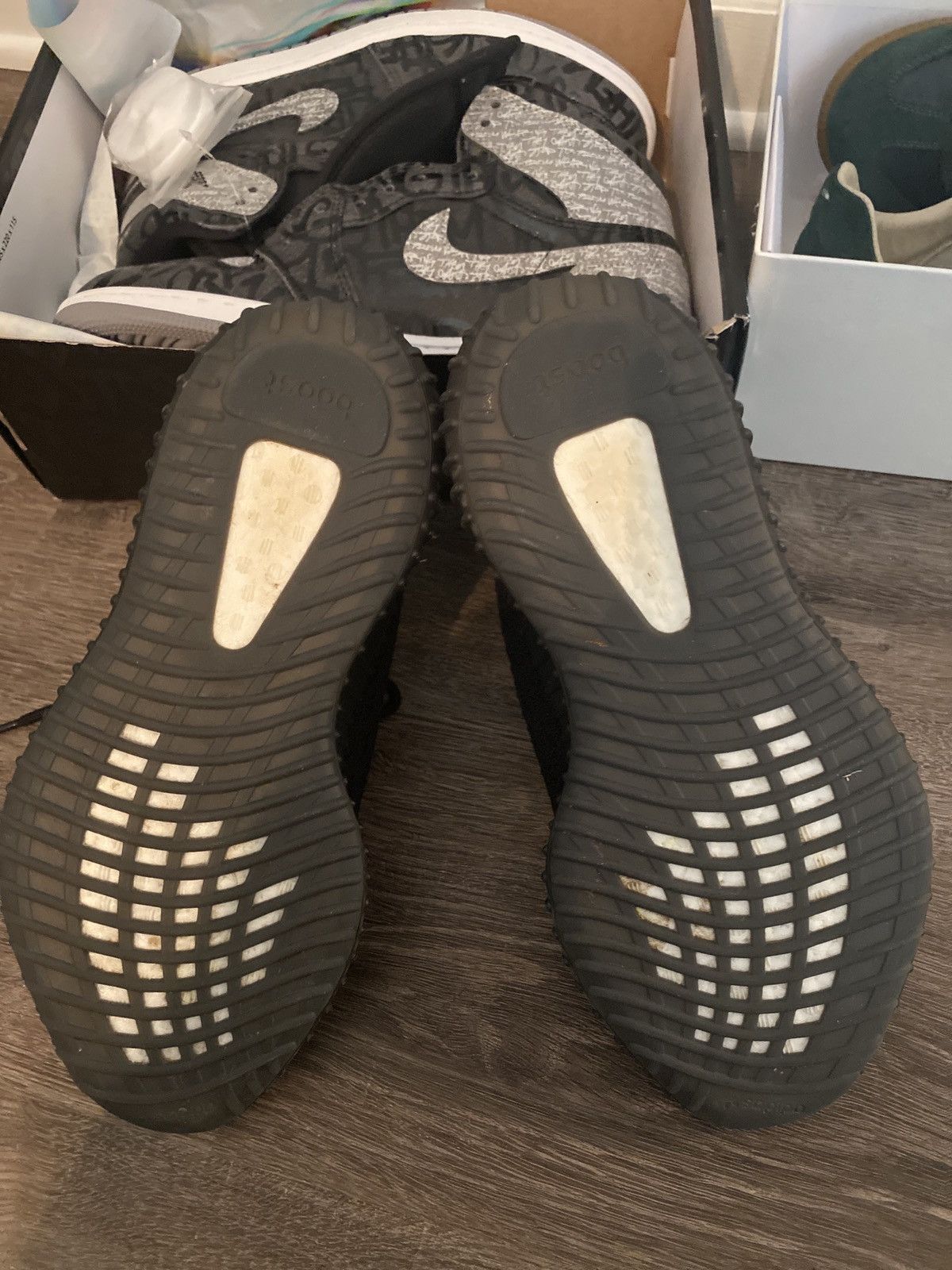 Yeezy Yeezy 350 black n red Size US 8 / EU 41 - 5 Thumbnail