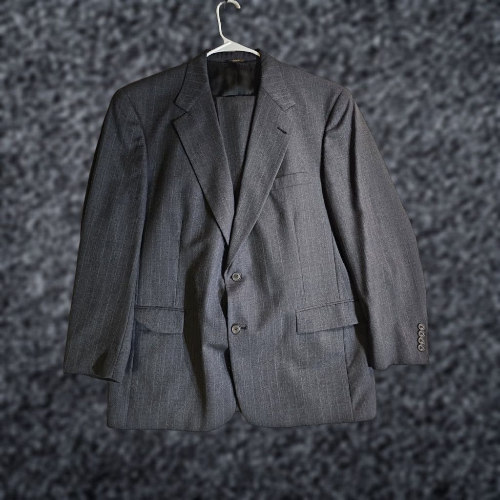 Austin Reed VINTAGE Austin Reed Signature 2 Pc Suit 100% Wool Grey Pin Striped Men's 44R 34x30 Size 44R - 1 Thumbnail