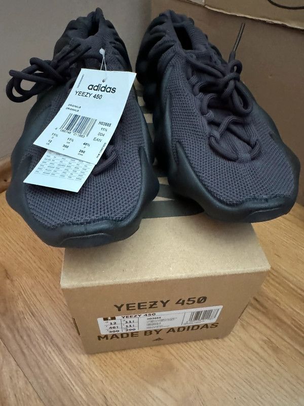Kanye West × Yeezy Adidas Yeezy boost Yeezy 450 utility black EU46 2/3 US12 Size US 12 / EU 45 - 1 Thumbnail