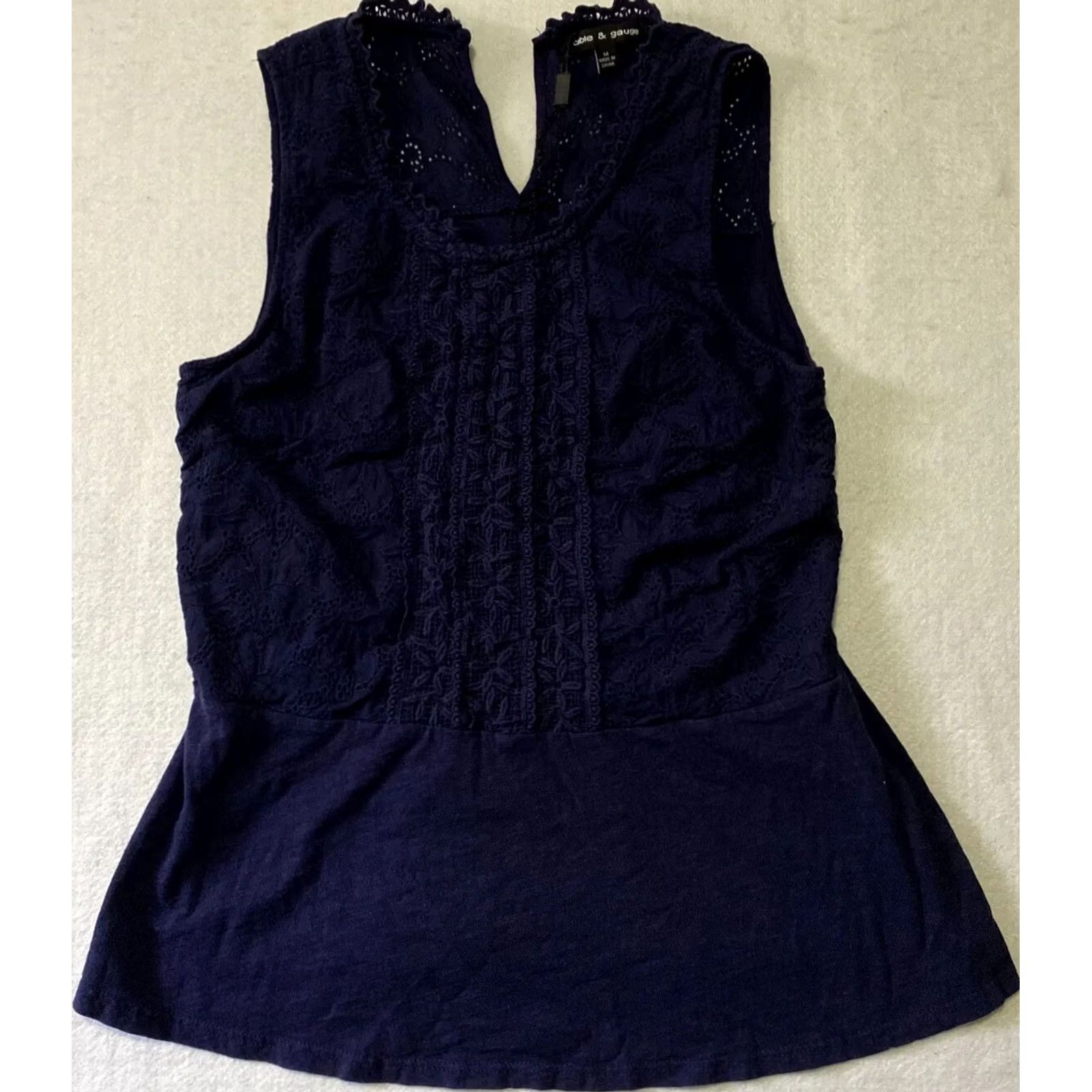 Vintage Cable & Gauge Sleeveless Top Womens Size M Blue Lace Jersey Polyester Shirt Tank Regular Short Sleeveless Summer Basic Fashion Blouse Mens? Size M / US 6-8 / IT 42-44 - 2 Thumbnail