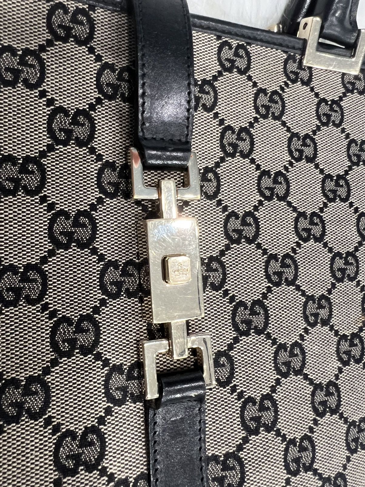 Gucci Tom Ford Era Gucci GG Monogram Tote with Rare Piston Lock Size ONE SIZE - 6 Thumbnail