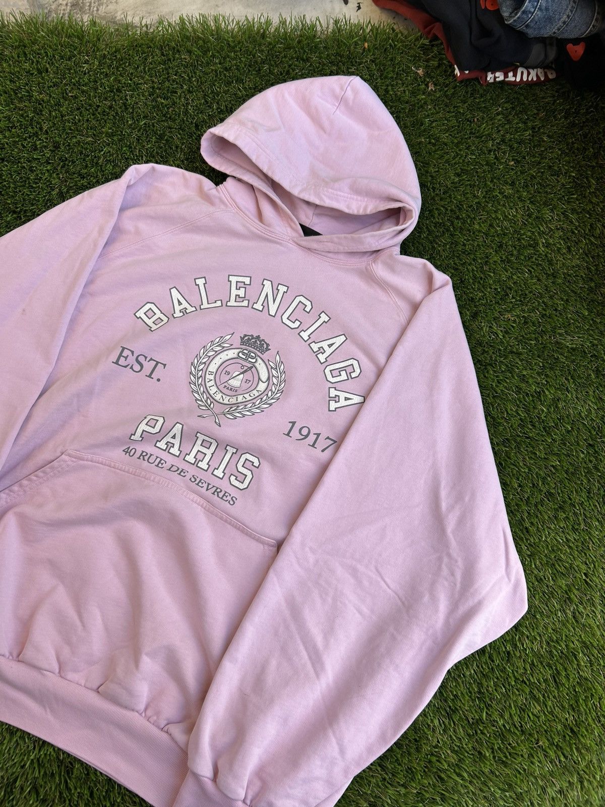 Balenciaga Balenciaga 1917 College Cracked Pink Hoodie Size US XL / EU 56 / 4 - 1 Thumbnail