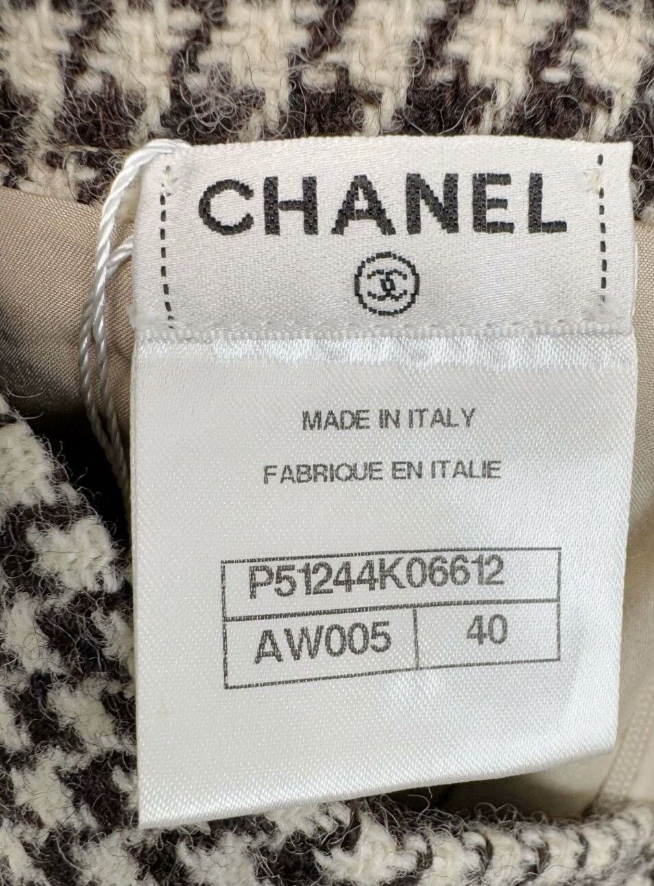 Chanel Chanel skirt Size 40" / US 18 - 2 Thumbnail