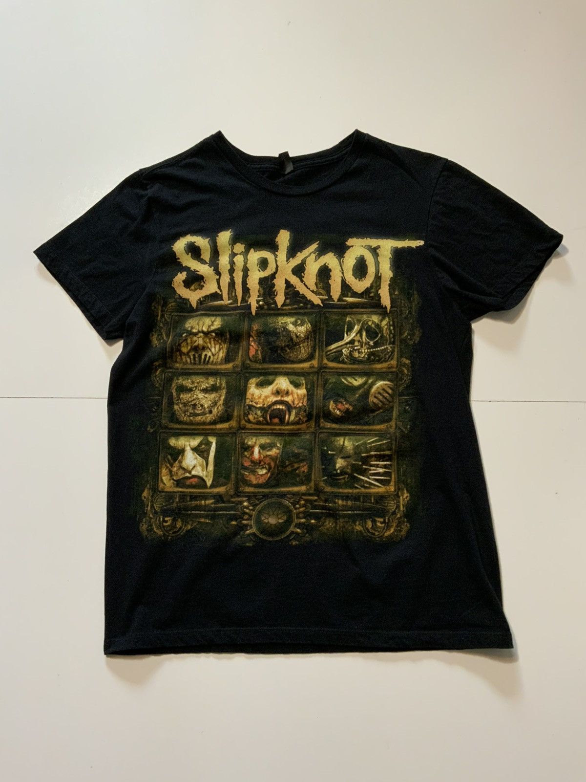 Band Tees × Slipknot Slipknot Mask Heavy Metal Rock Nu Alternative Band T-Shirt Size US M / EU 48-50 / 2 - 1 Thumbnail