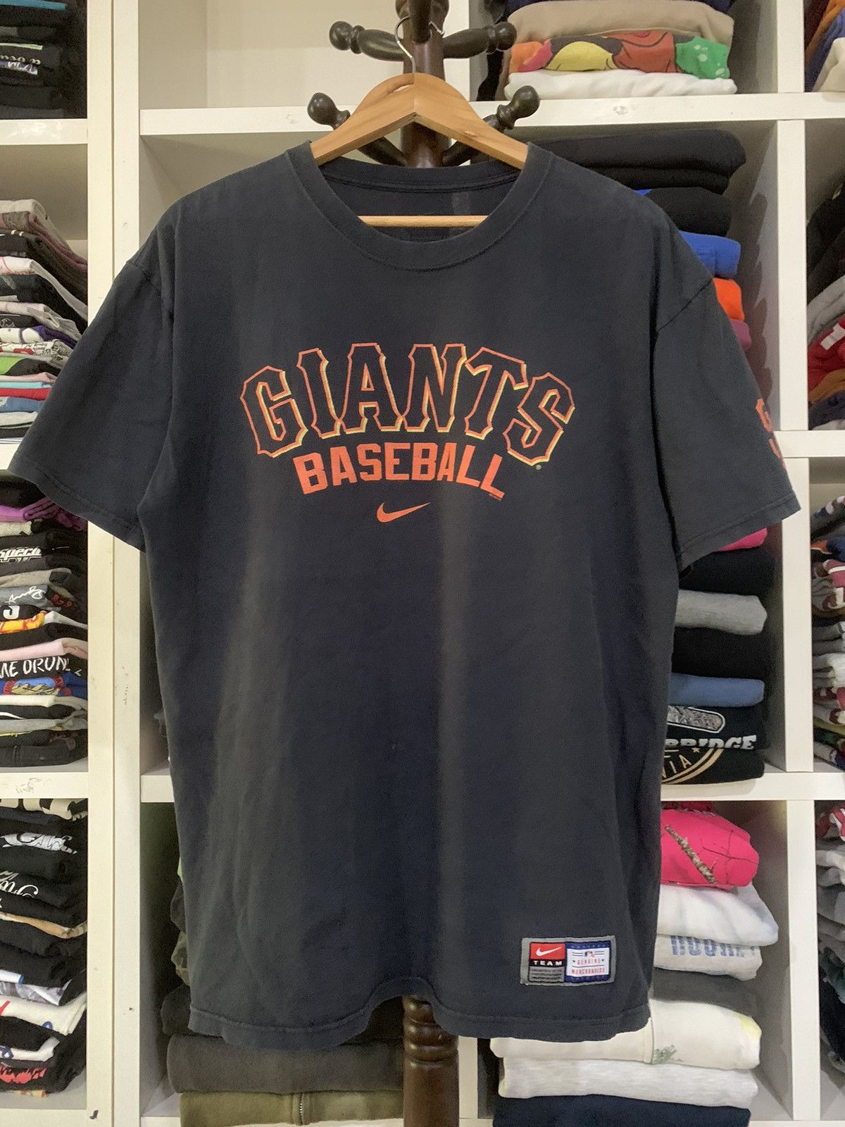 NFL × Nike Nike Giants Baseball Size US L / EU 52-54 / 3 - 2 Thumbnail