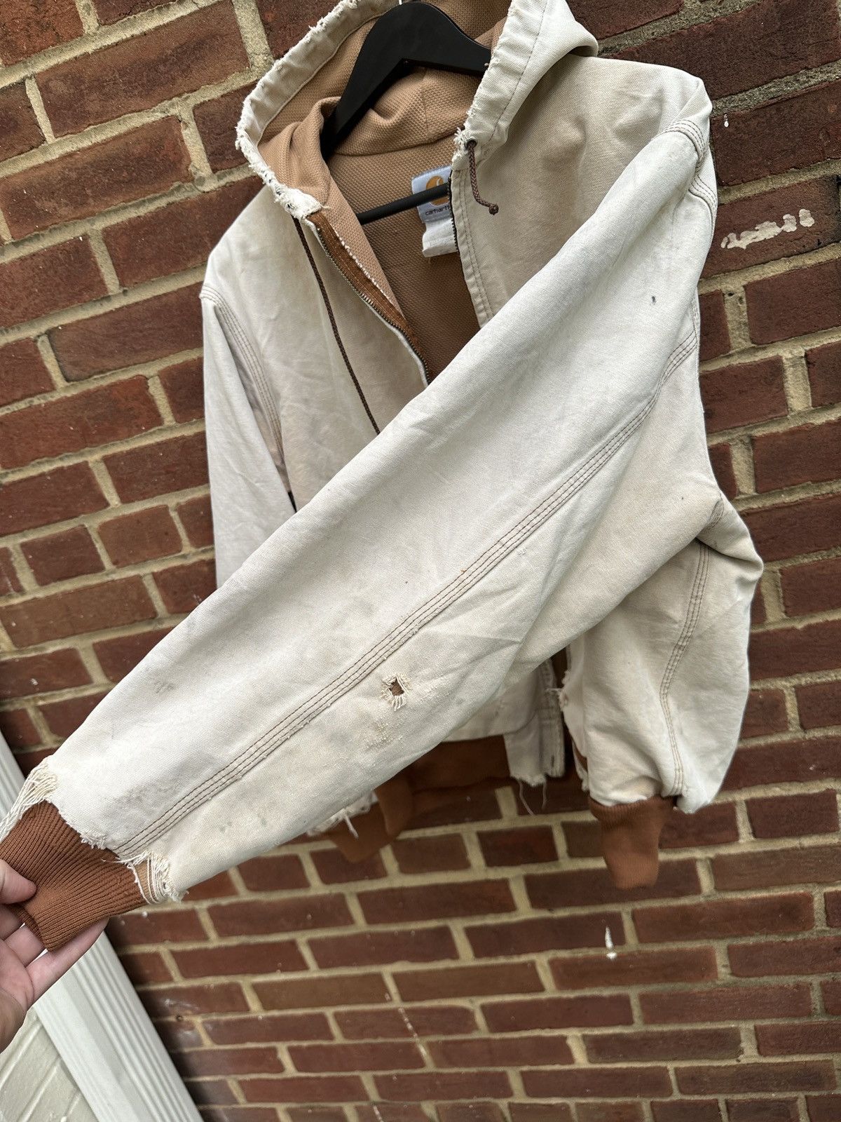 Carhartt Smoked Destroyed 90s Carhartt Thermal Lined Active Jacket Size US L / EU 52-54 / 3 - 12 Thumbnail