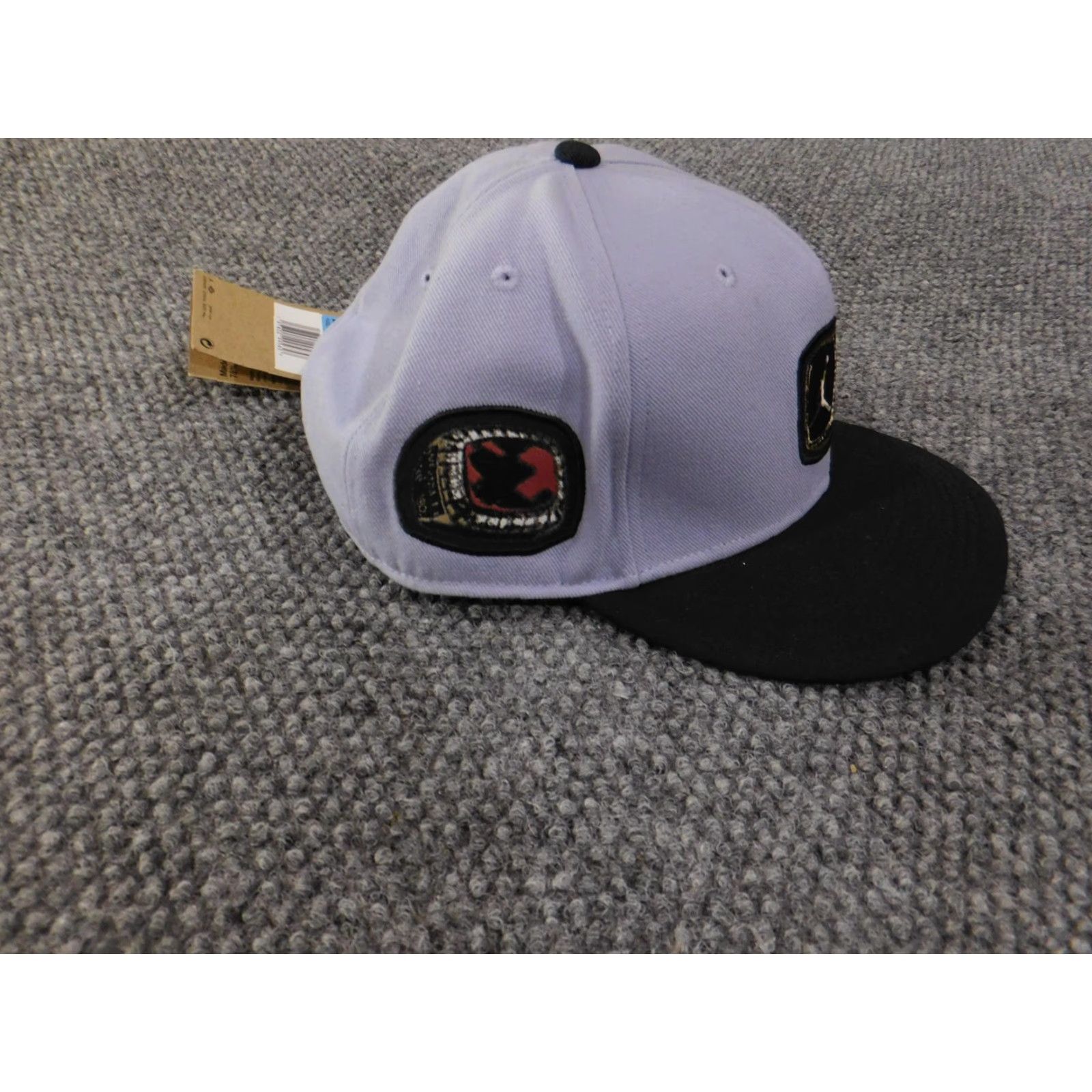 Nike VINTAGE Jordan Hat Cap Snap Back Mens M/L Gray Black Embroidered Patch Basketball Size ONE SIZE - 4 Thumbnail