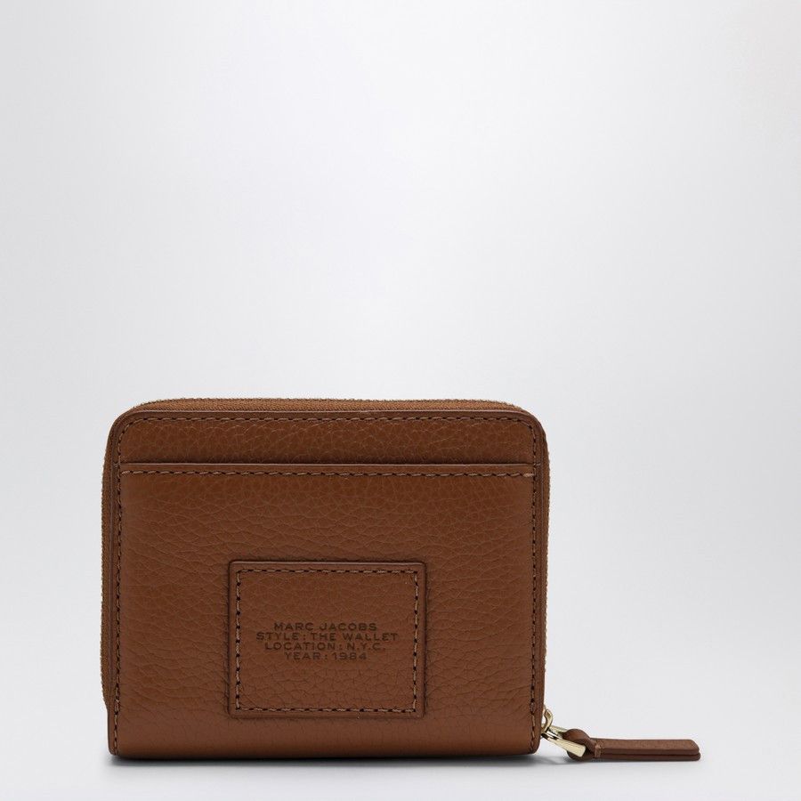 Marc Jacobs o1d2blof0824 Size: OS / Small Compact Leather Wallet Size ONE SIZE - 3 Thumbnail