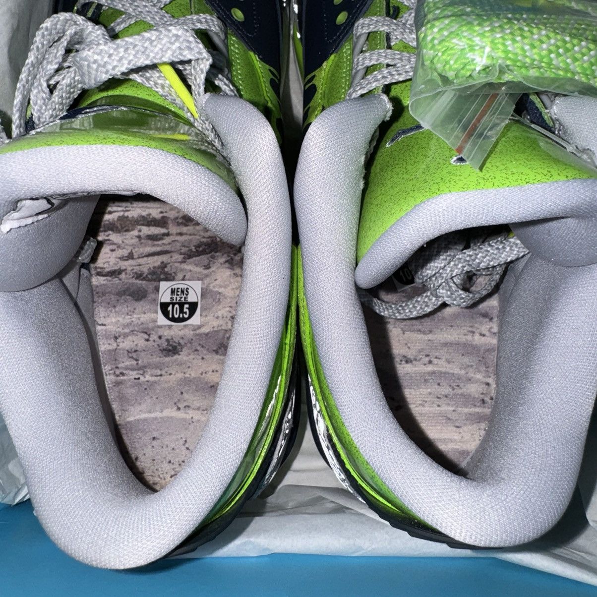 Jordan Brand Air Jordan 3 Retro Doernbecher (2023) Size US 10.5 / EU 43-44 - 10 Thumbnail