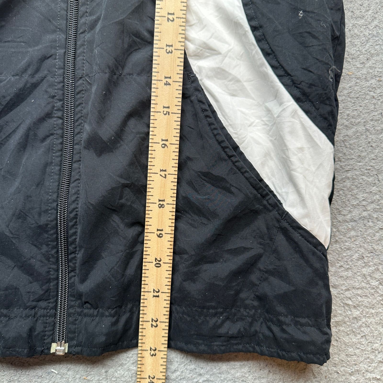 Nike Y2K Nike Windbreaker Jacket Womens Small Mesh Lined Track Size S / US 4 / IT 40 - 4 Thumbnail