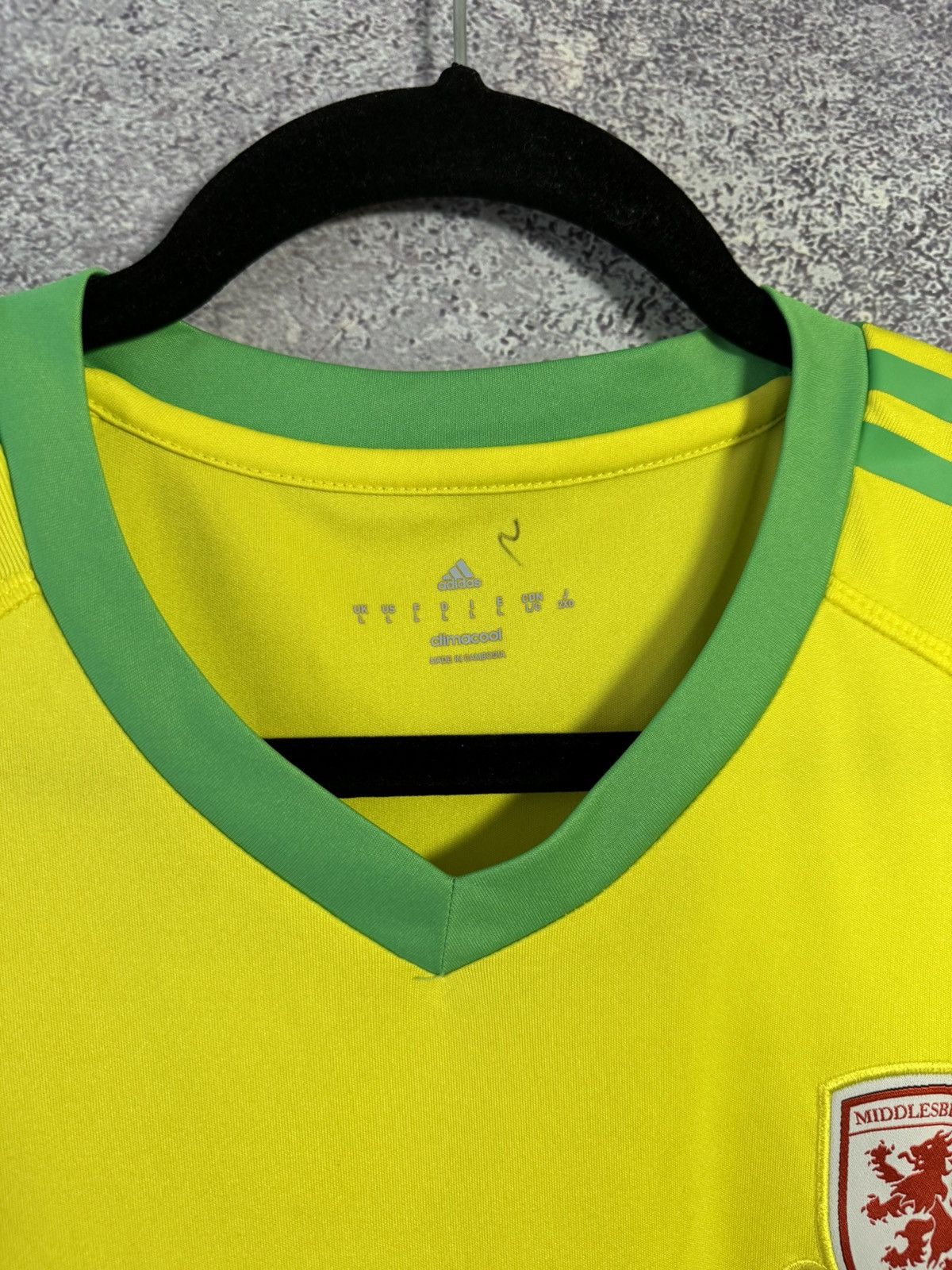 Adidas × Vintage Vintage Middlesbrough 2017/18 GK Adidas Jersey L size Size US L / EU 52-54 / 3 - 11 Thumbnail
