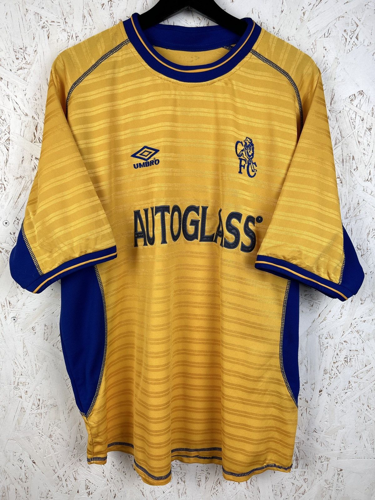 Umbro Vintage Umbro x Chelsea FC 2000/01 Away Kit Soccer Jersey Size US M / EU 48-50 / 2 - 1 Thumbnail