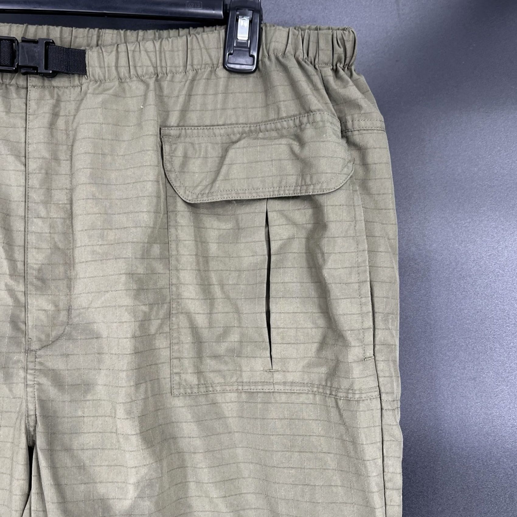 Vintage Vintage LL Bean Convertible Hiking Pants Mens Green Nylon Cargo Zip Off Medium Size US 31 - 4 Thumbnail