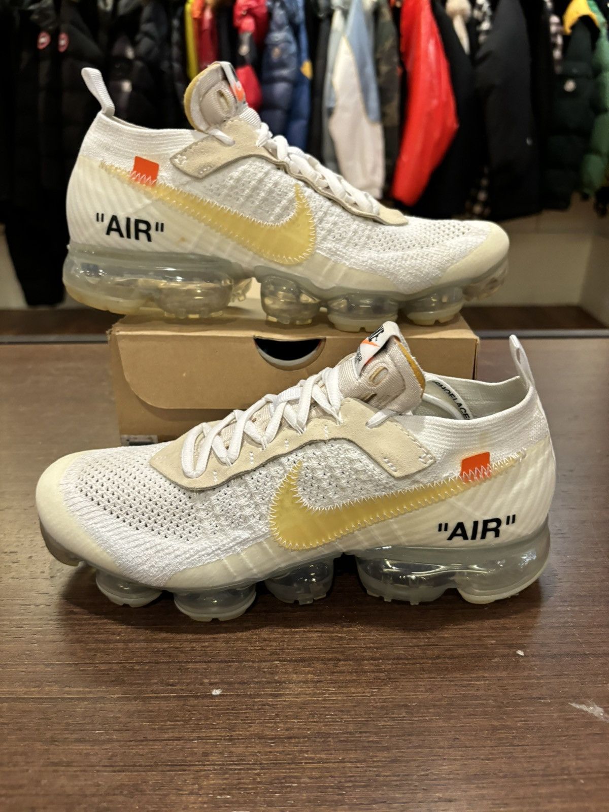 Nike × Off-White Nike Air Vapormax x Off-White ‘White’ Size US 8 / EU 41 - 2 Thumbnail